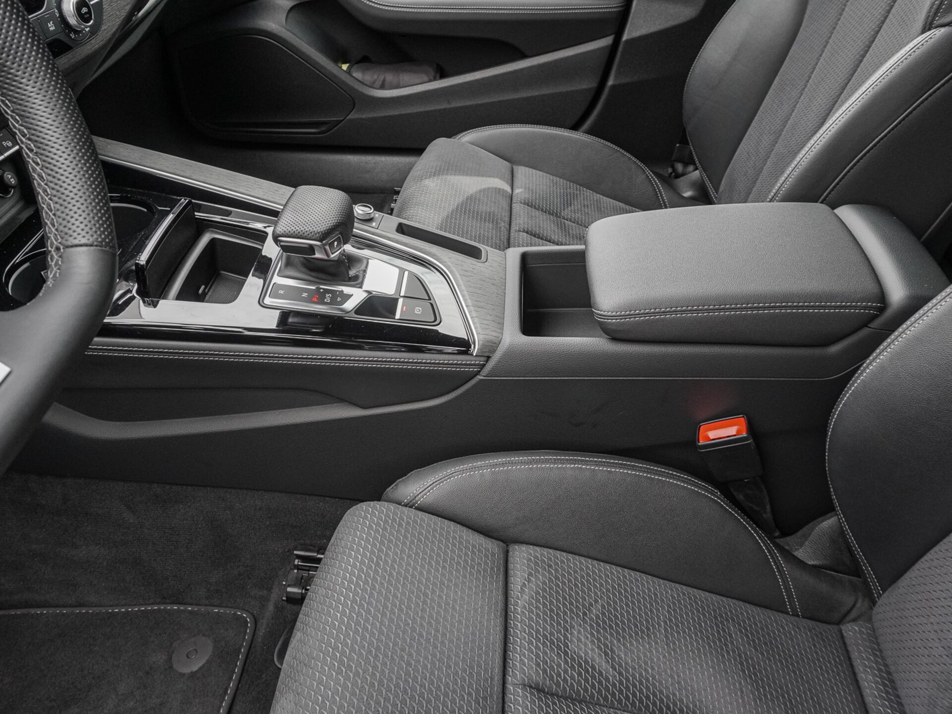 Audi A4 Avant S line