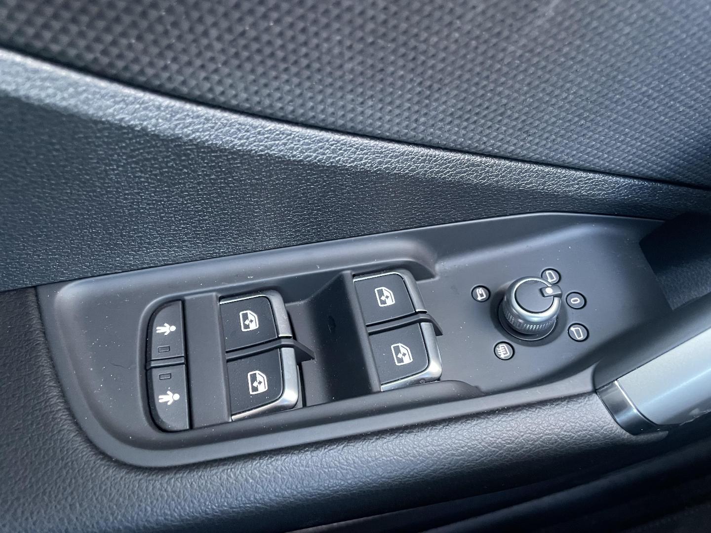 Image about Audi Q2 Design 35 TFSI 110 kW (150 ch) S tronic