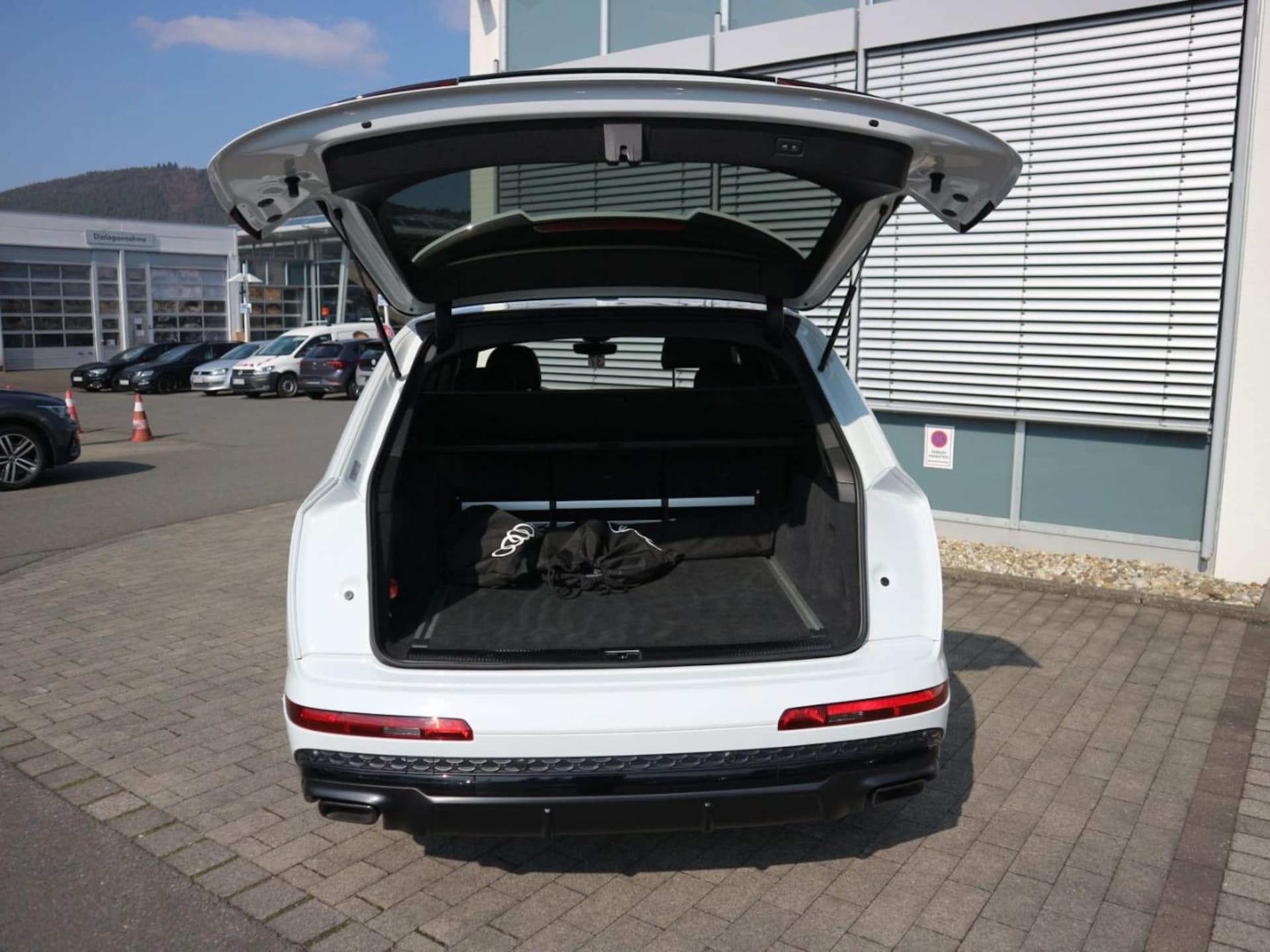 Audi Q7 SUV TFSI e S line