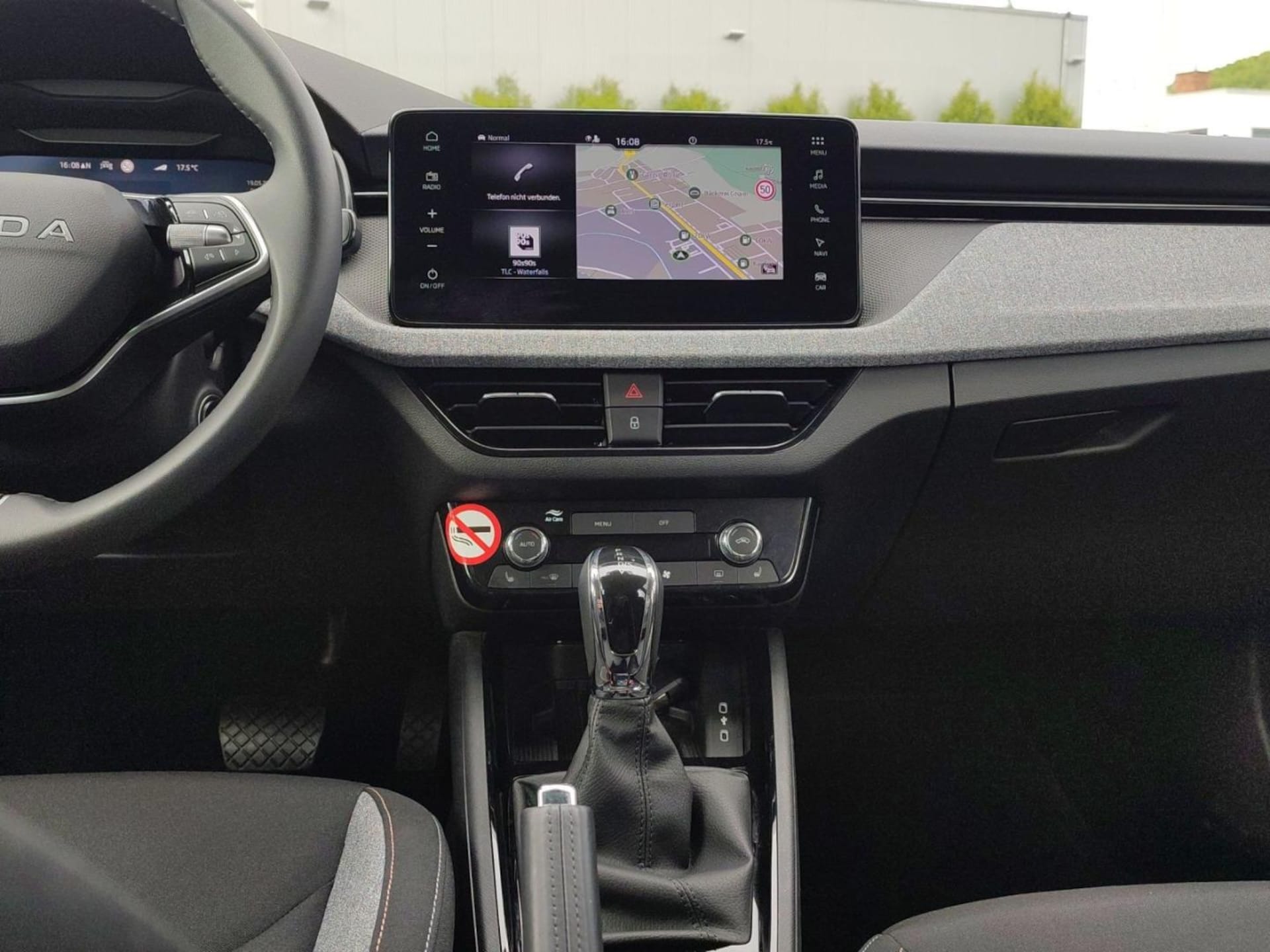Skoda Scala Tour