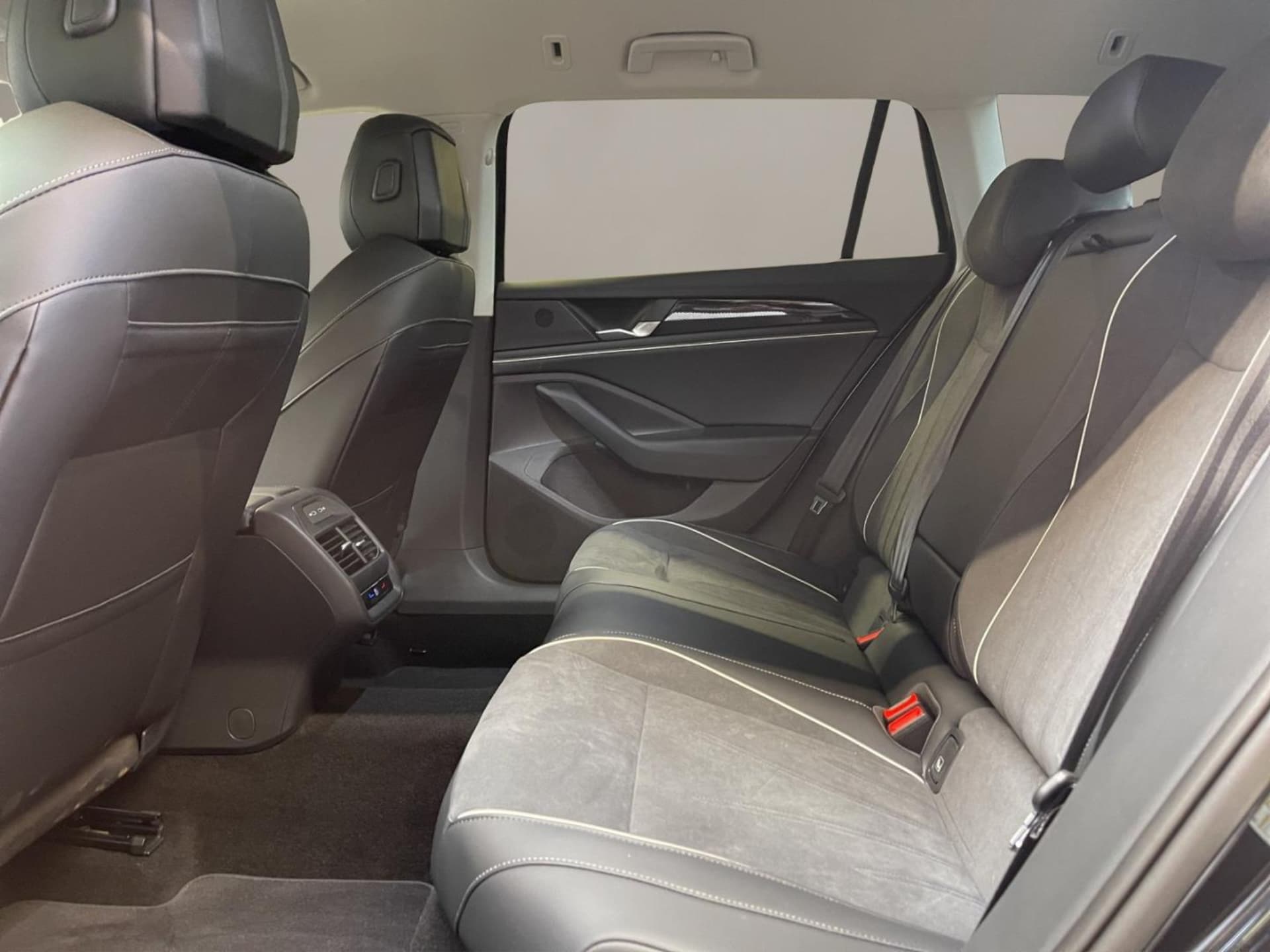Volkswagen Passat Business