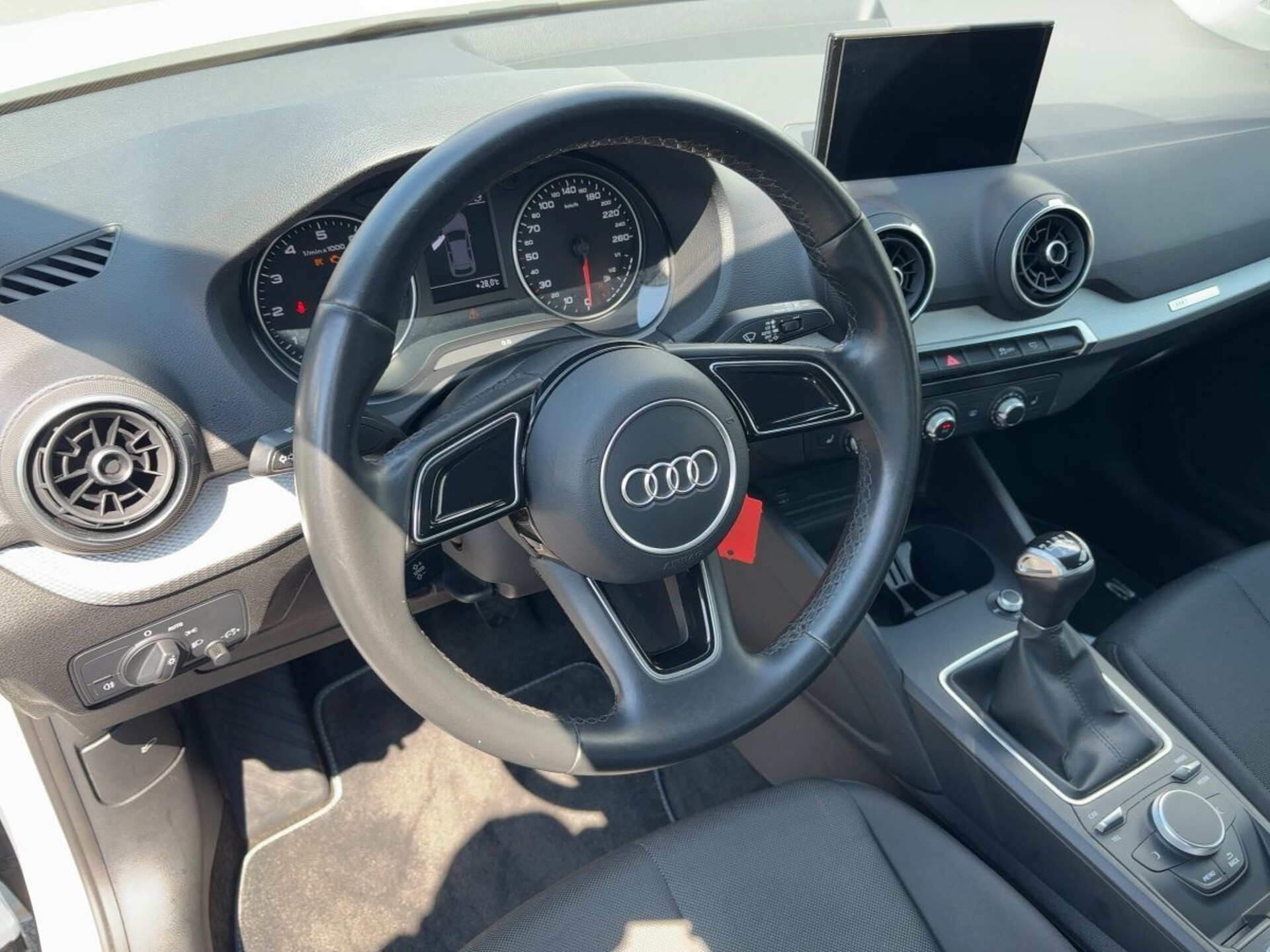 Audi Q2 S line