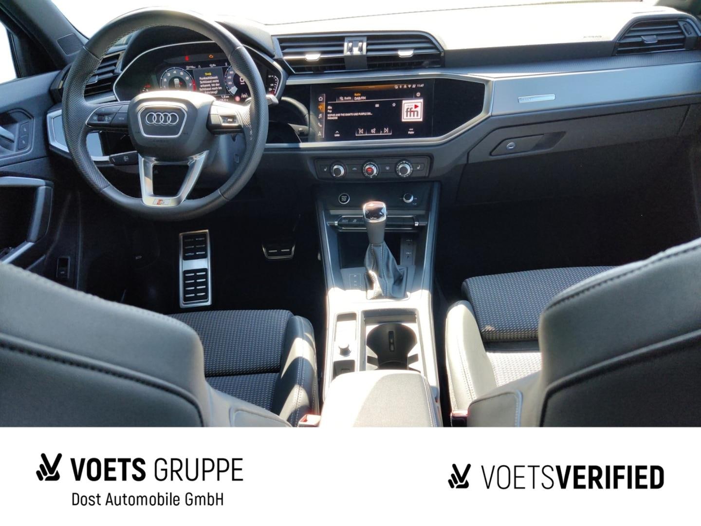 Bild über Audi Q3 Sportback 35 TFSI S tronic - für weitere Informationen kontaktieren Sie den Audi Partner