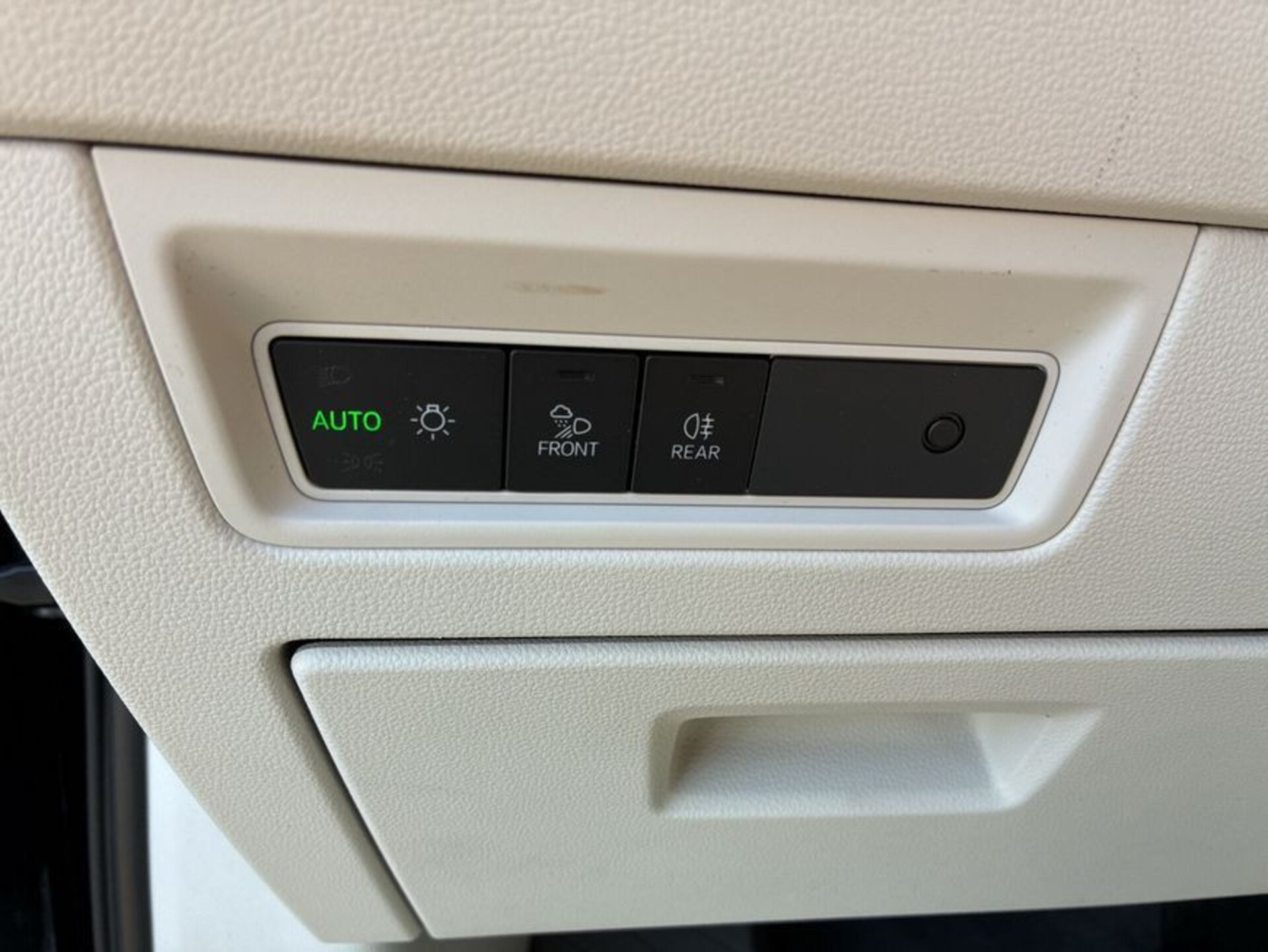 Volkswagen Touareg Basis-Modell