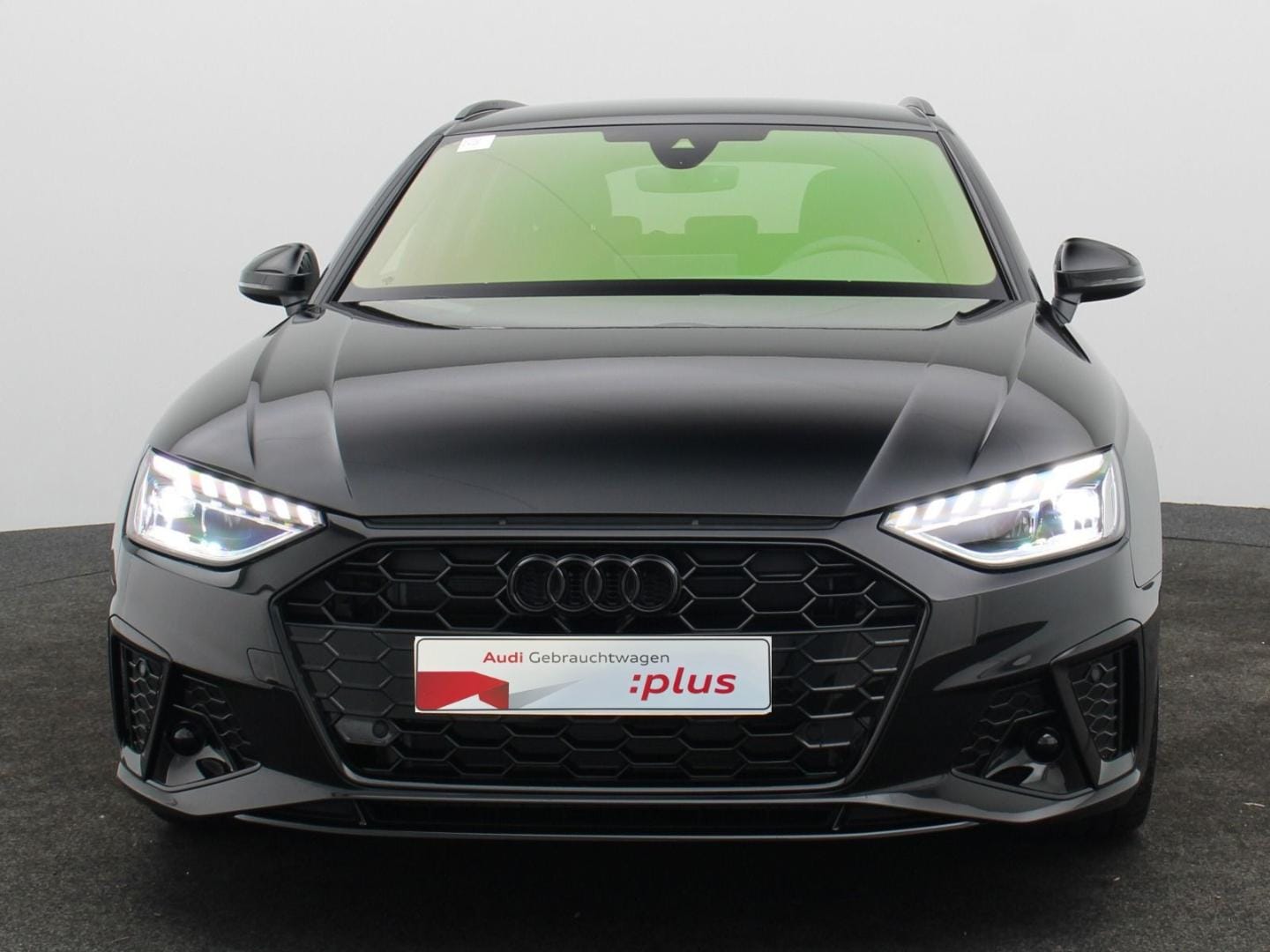 Image about Audi A4 Avant S line 40 TDI S tronic