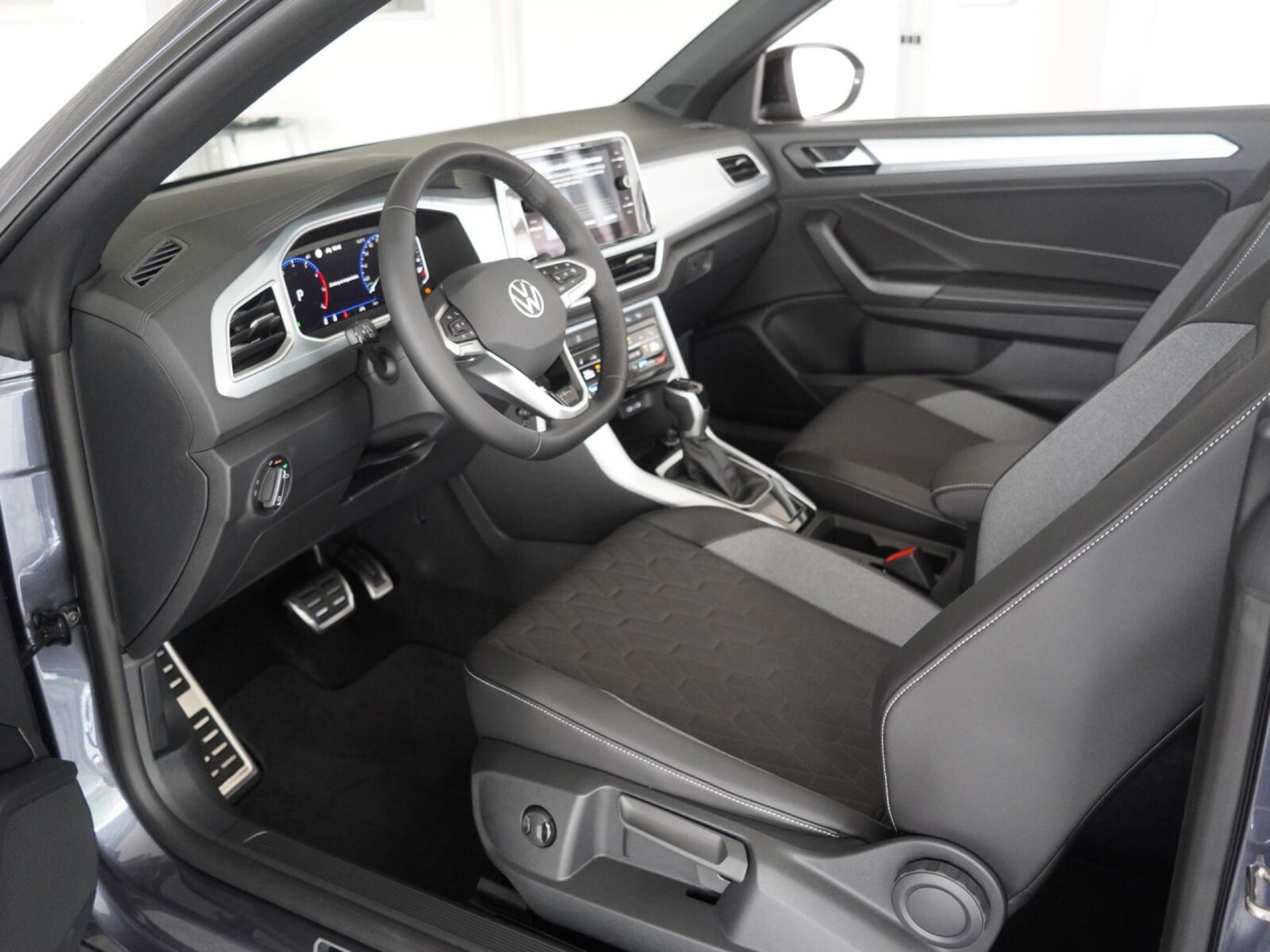 Volkswagen T-Roc Cabriolet – Bild 8