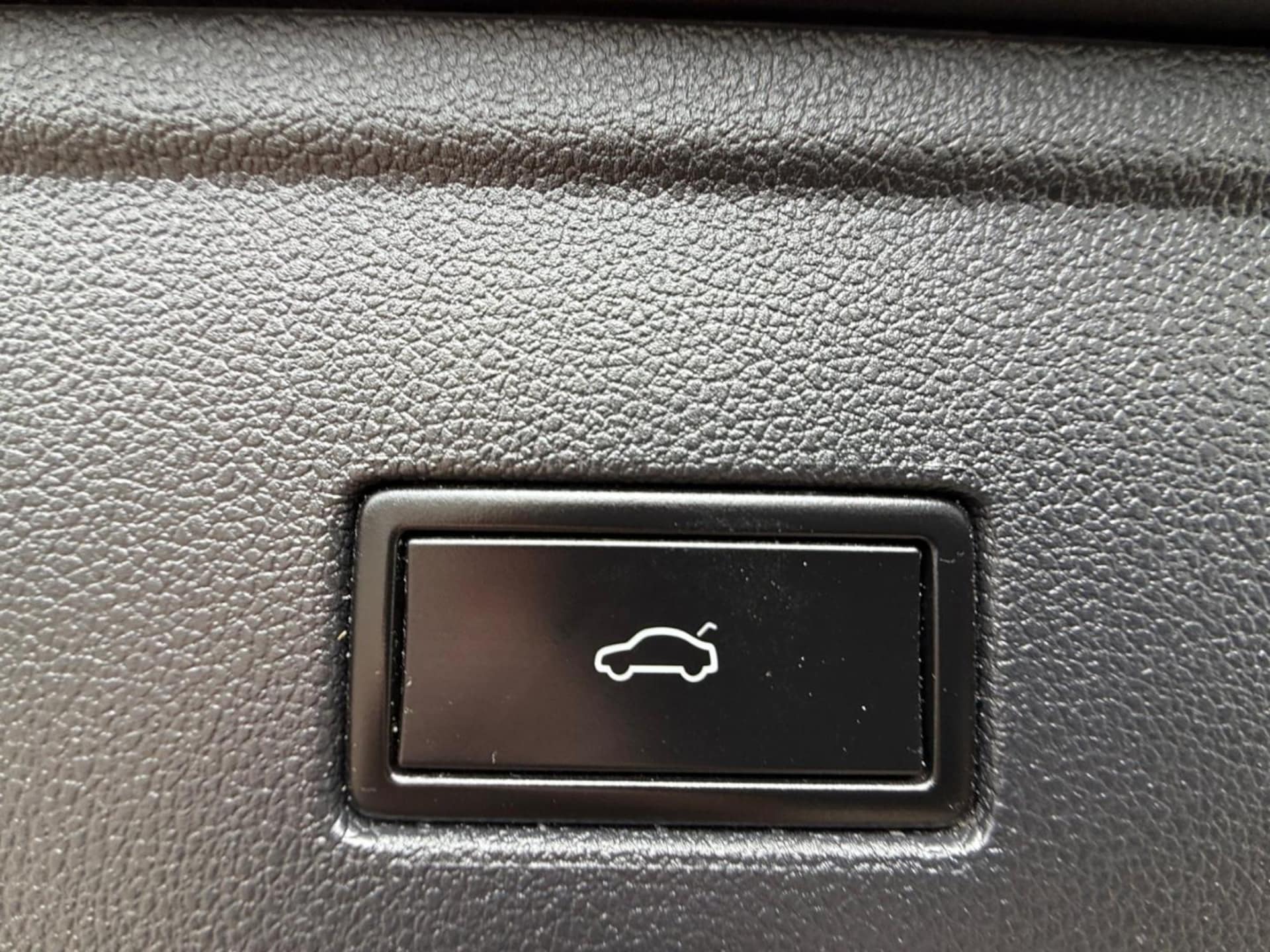Volkswagen Touareg Basis-Modell