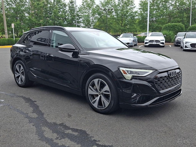 2024 Audi Q8 e-tron