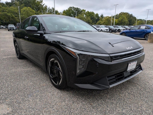 2025 Kia K4