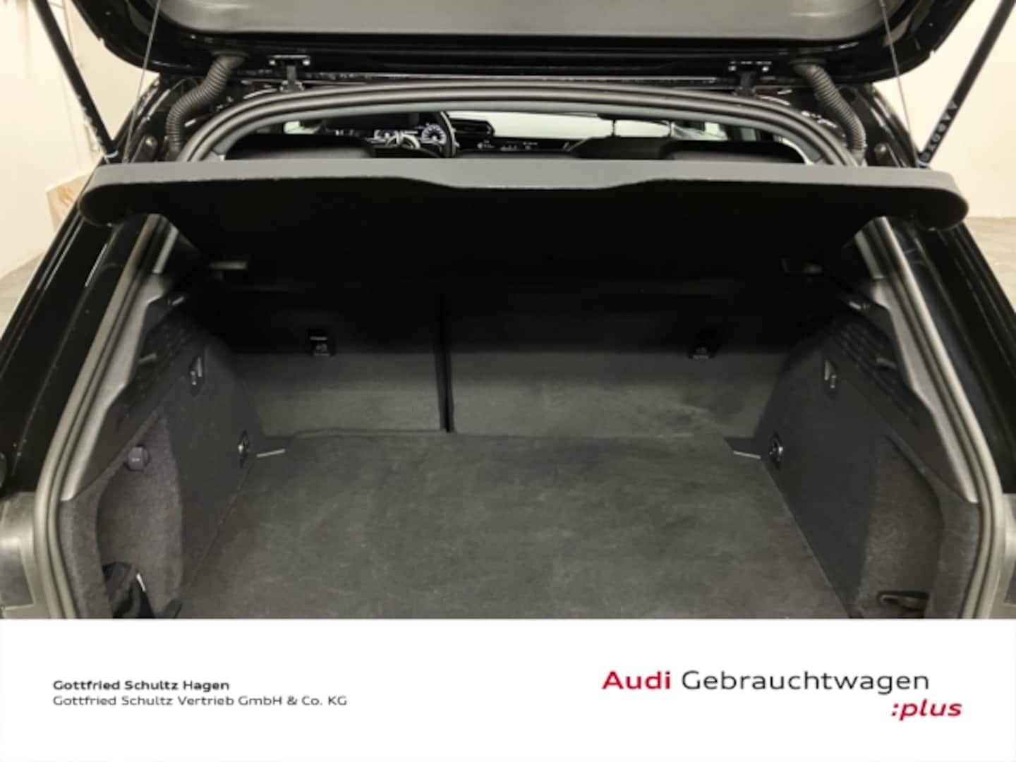 Bild über Audi A3 Sportback TFSI e 40 TFSI e S tronic - für weitere Informationen kontaktieren Sie den Audi Partner
