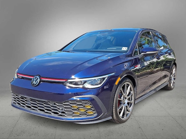 Photo of 2023 Volkswagen Golf GTI 