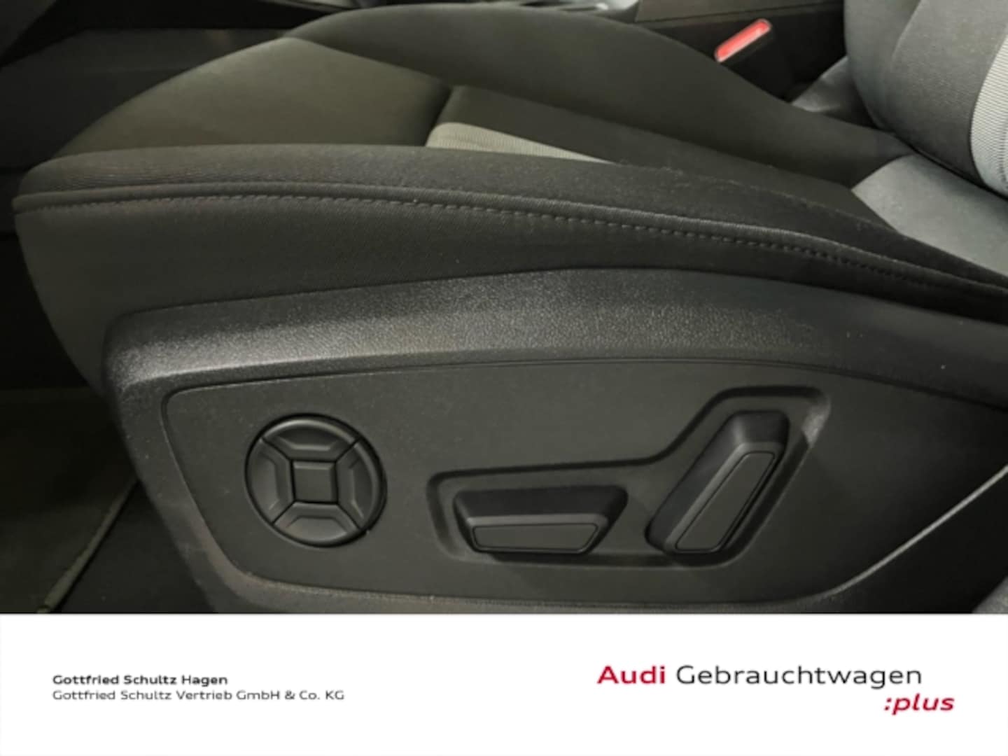 Bild über Audi A3 Sportback TFSI e 40 TFSI e S tronic - für weitere Informationen kontaktieren Sie den Audi Partner