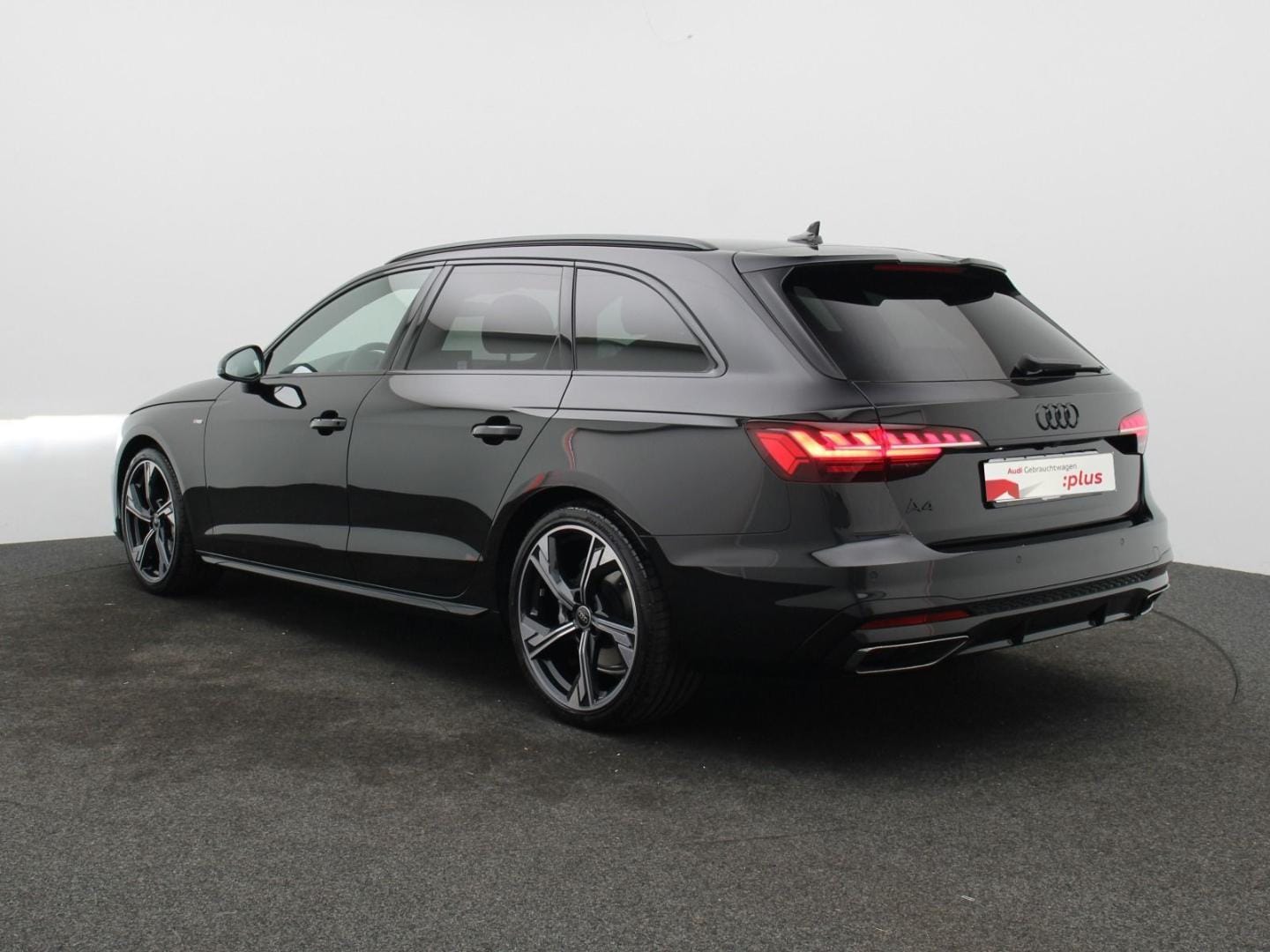 Image about Audi A4 Avant S line 40 TDI S tronic