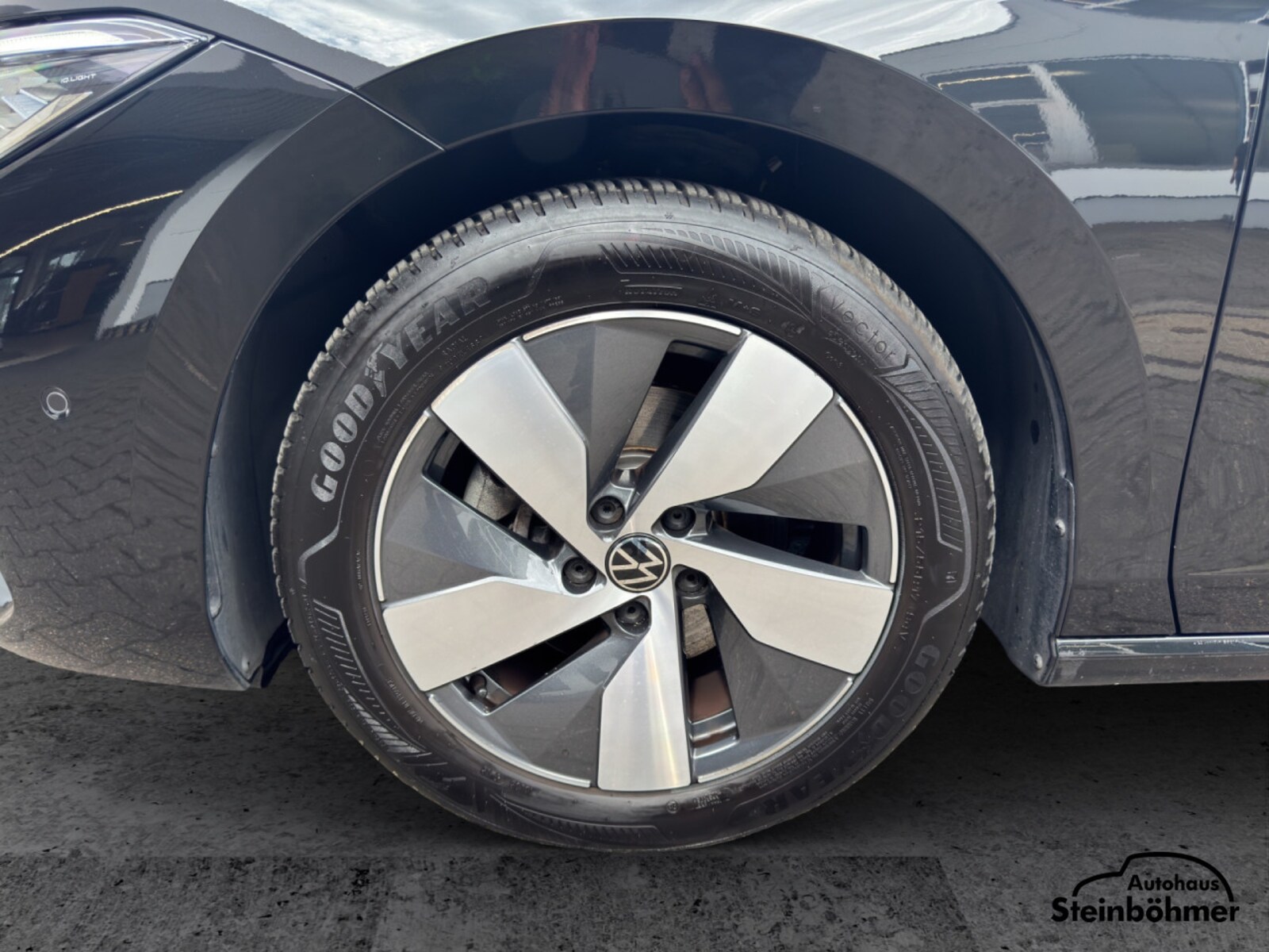 Volkswagen Passat – Bild 13