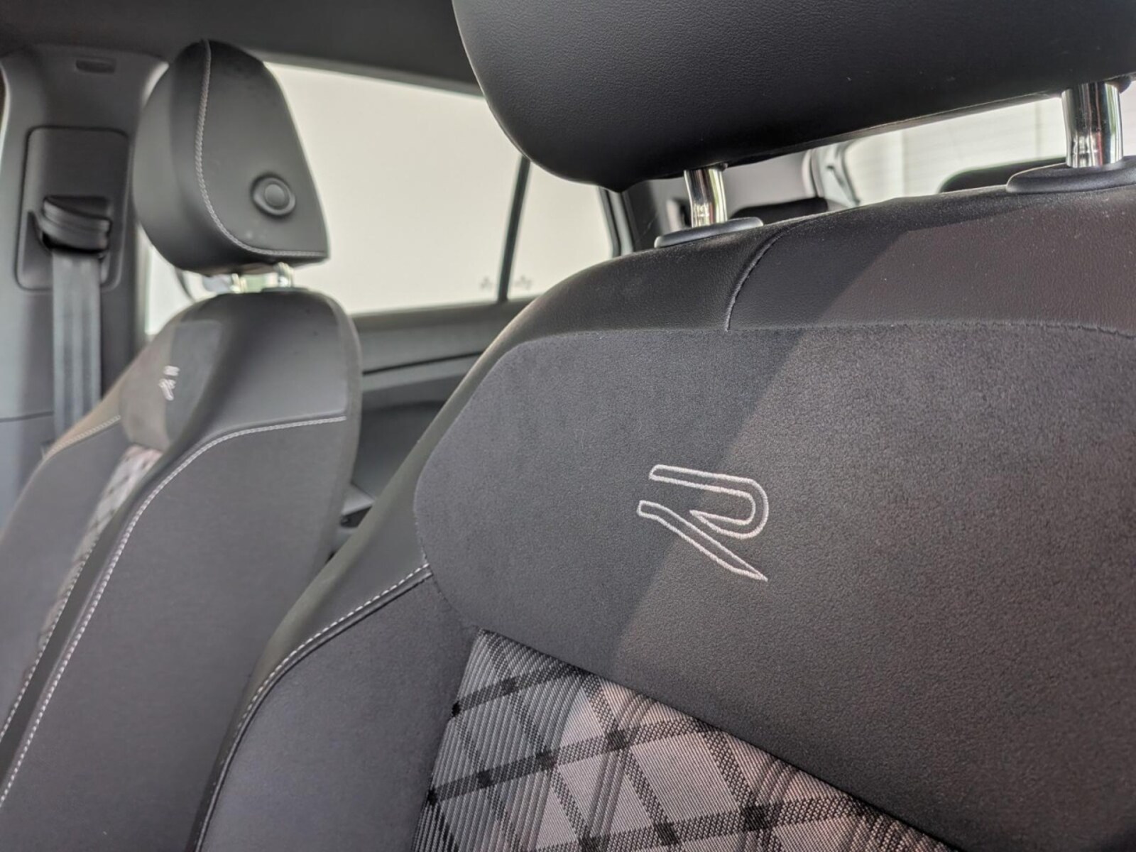 Volkswagen T-Cross – Bild 9