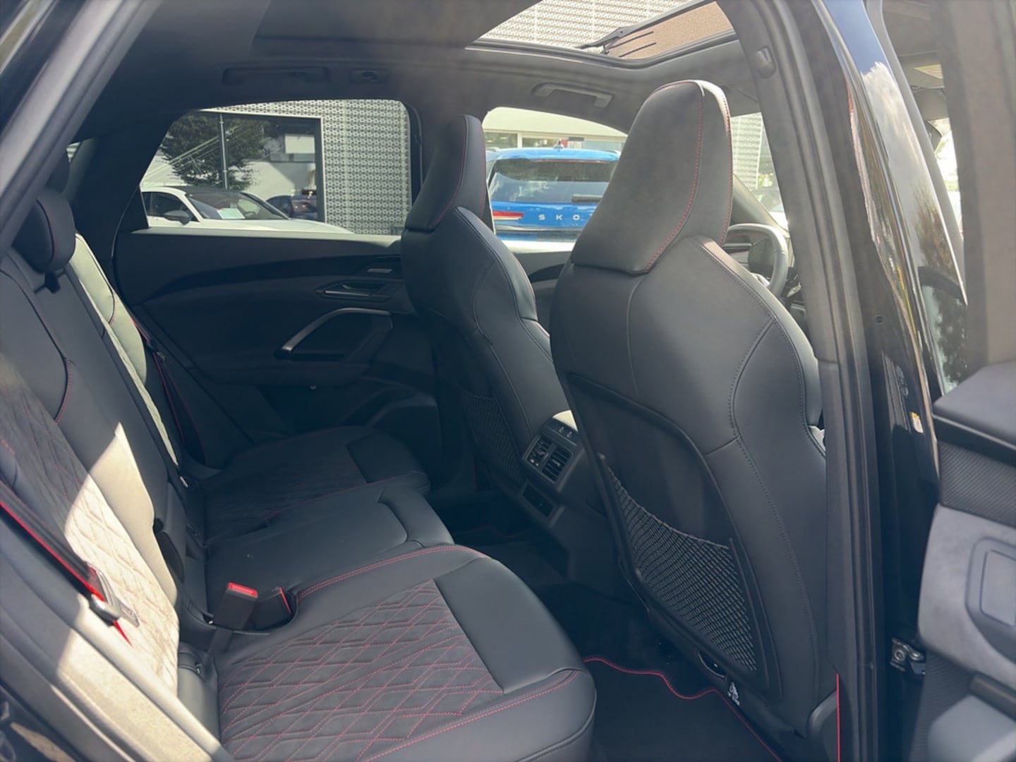 Bild über Audi Q5 Sportback TFSI quattro 150 kW S tronic - für weitere Informationen kontaktieren Sie den Audi Partner