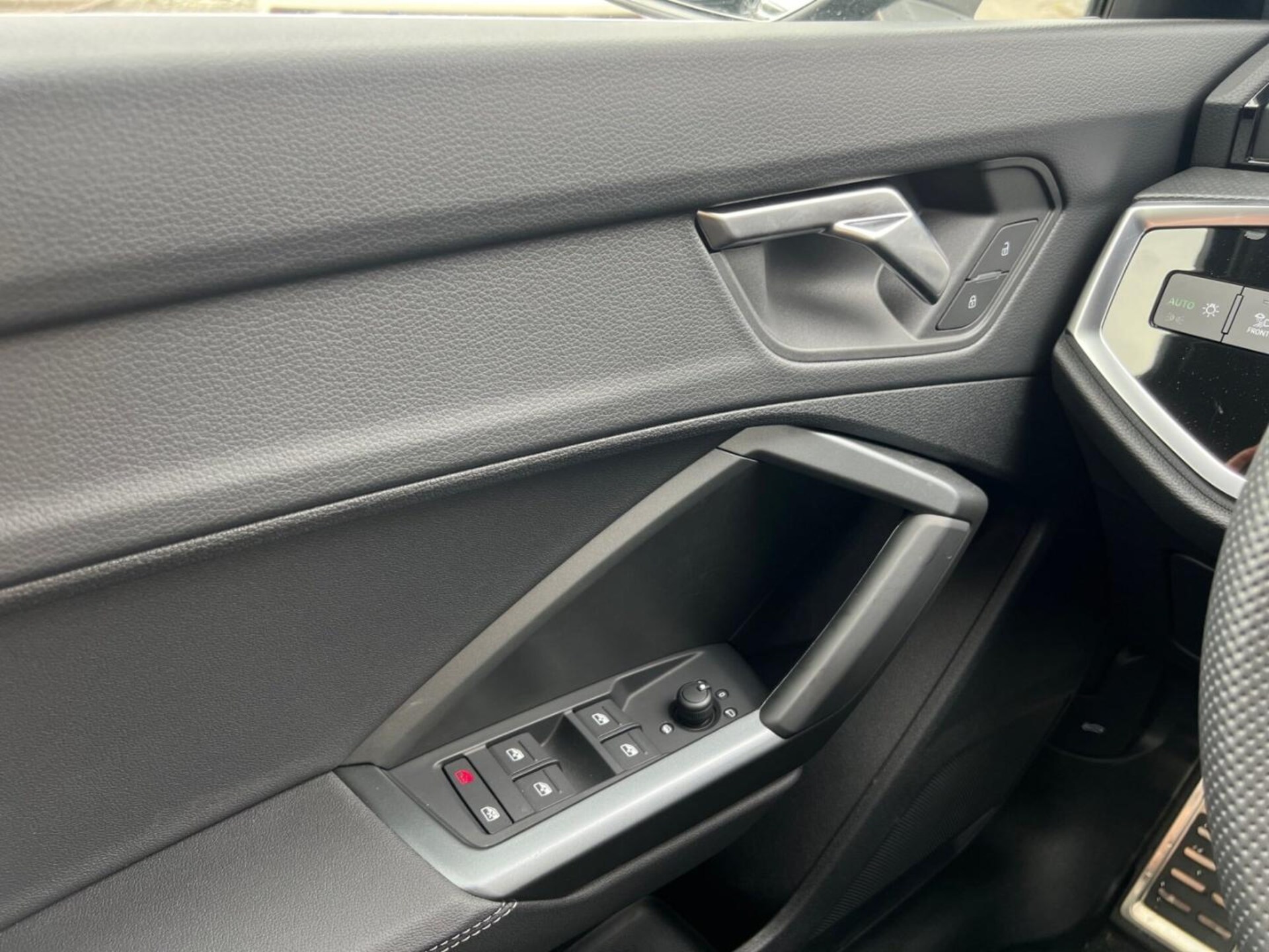 Audi Q3 Sportback S line