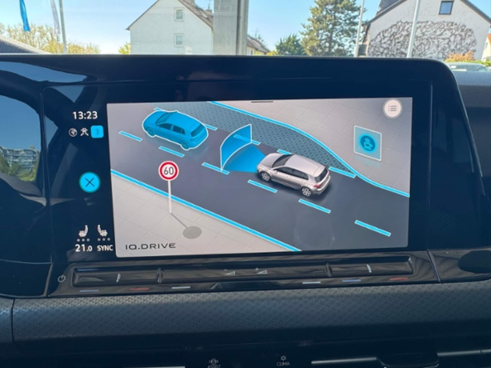 Volkswagen Golf Active