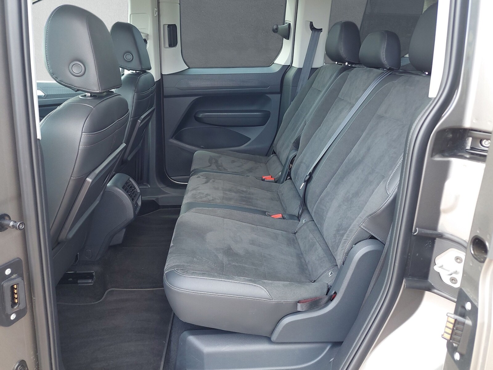 Volkswagen Caddy – Bild 12