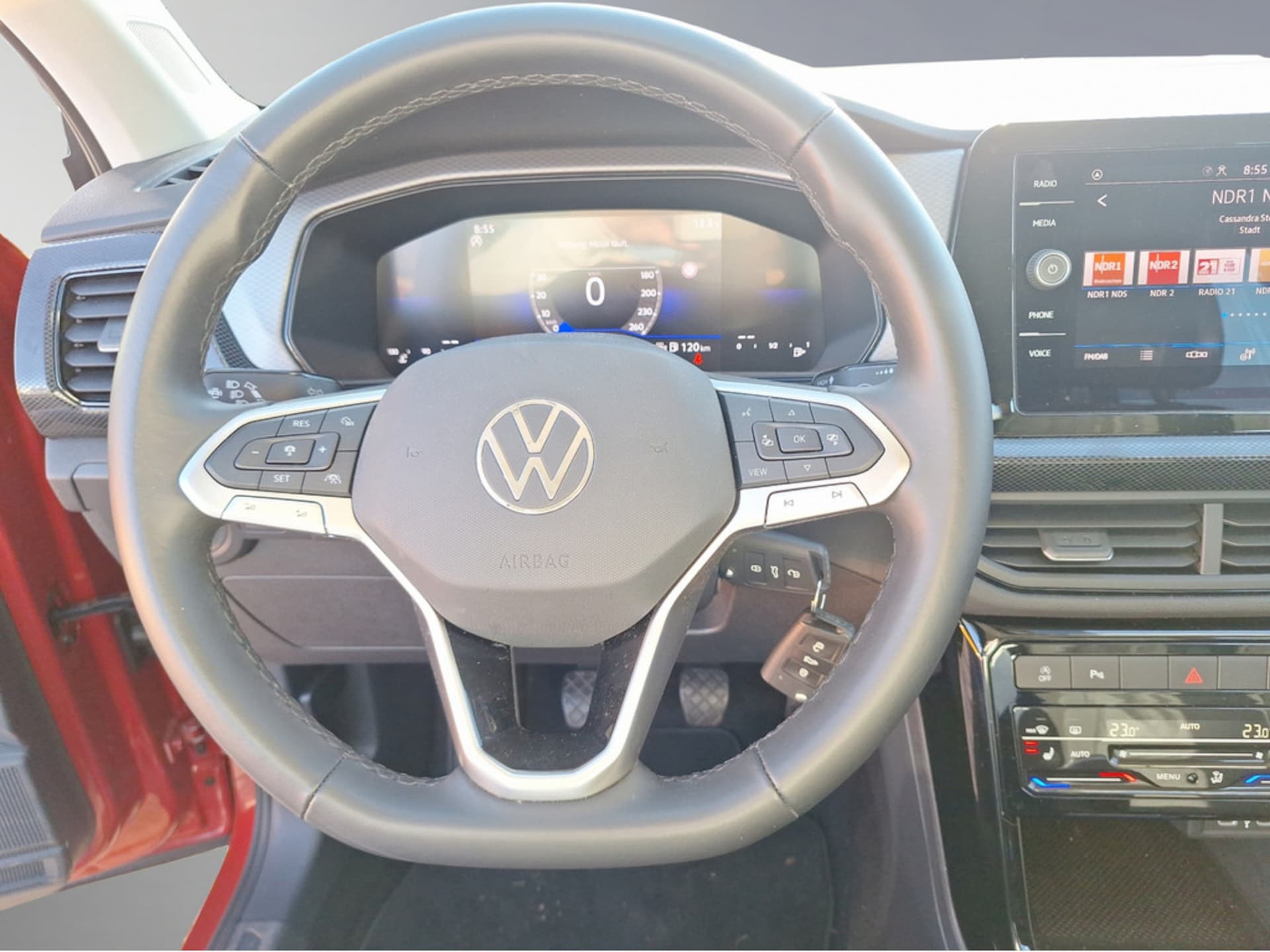Volkswagen T-Cross Life