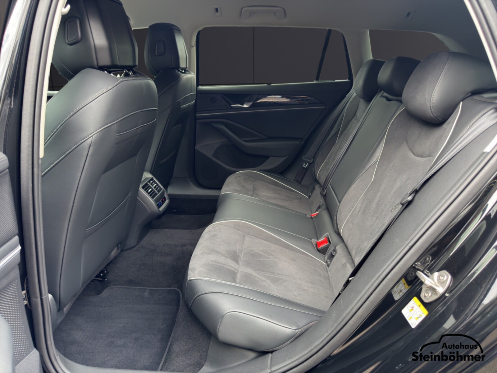 Volkswagen Passat – Bild 15