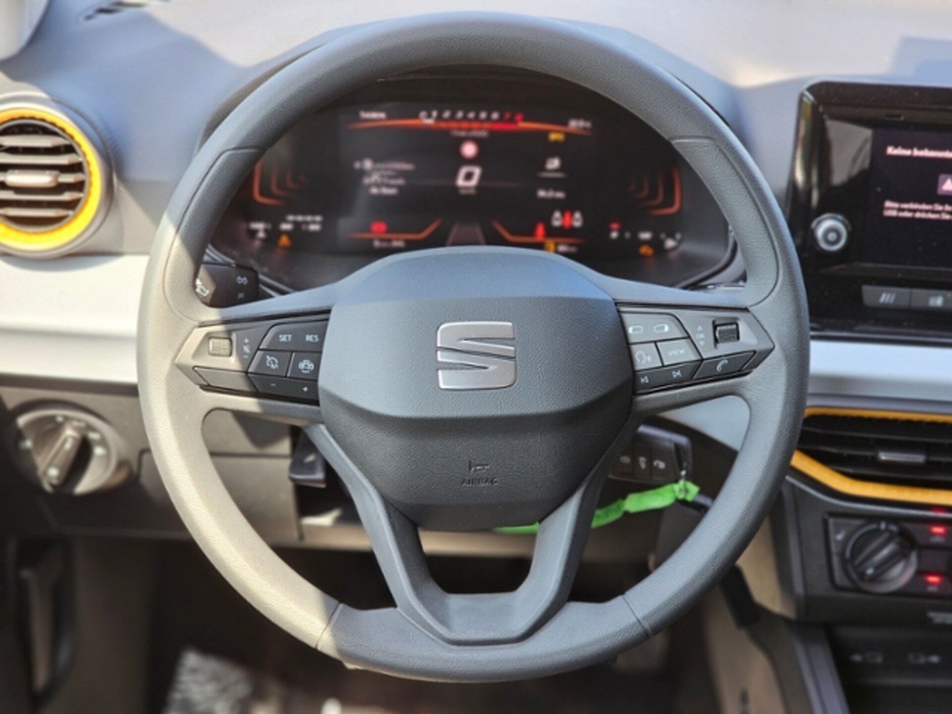 SEAT Arona Reference