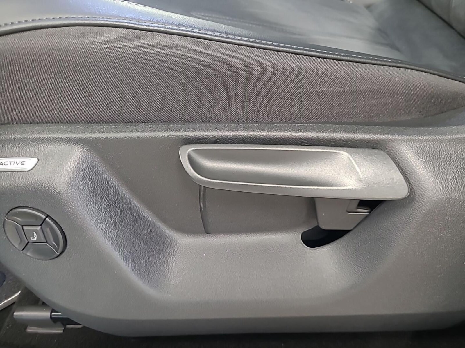Volkswagen Tiguan – Bild 8