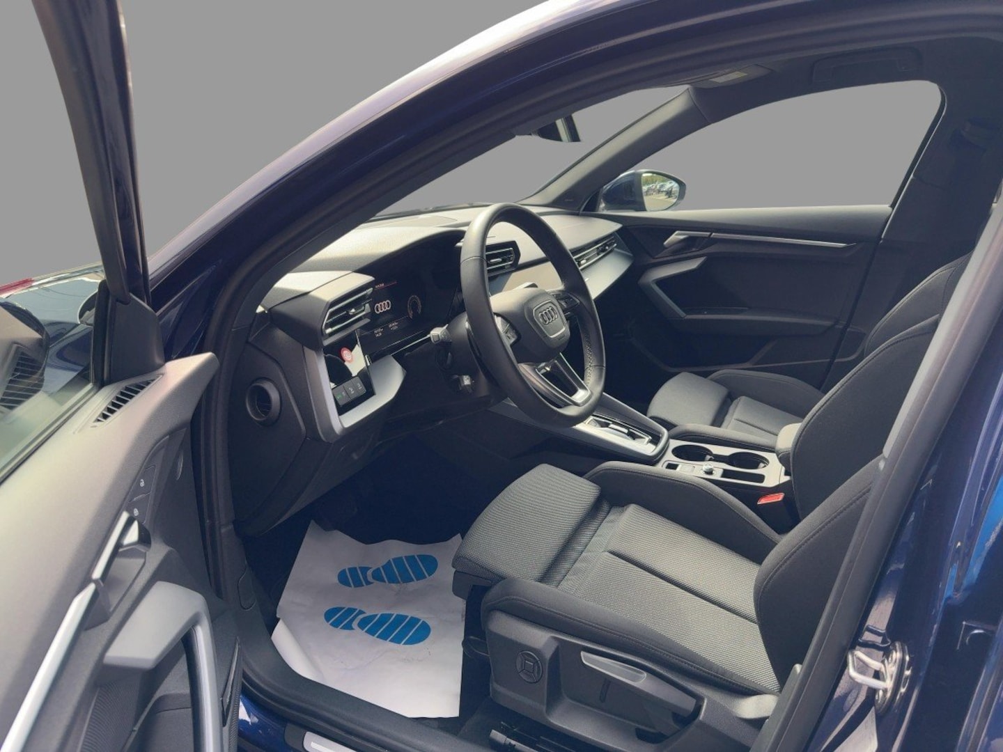 Bild über Audi A3 Sportback S line 35 TFSI S tronic - für weitere Informationen kontaktieren Sie den Audi Partner