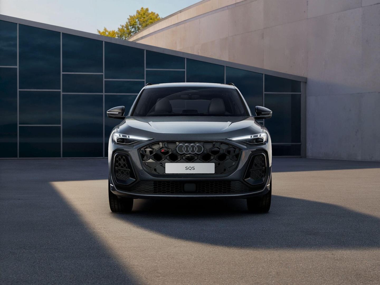 Image about Audi SQ5 SUV TFSI 270 kW edition one