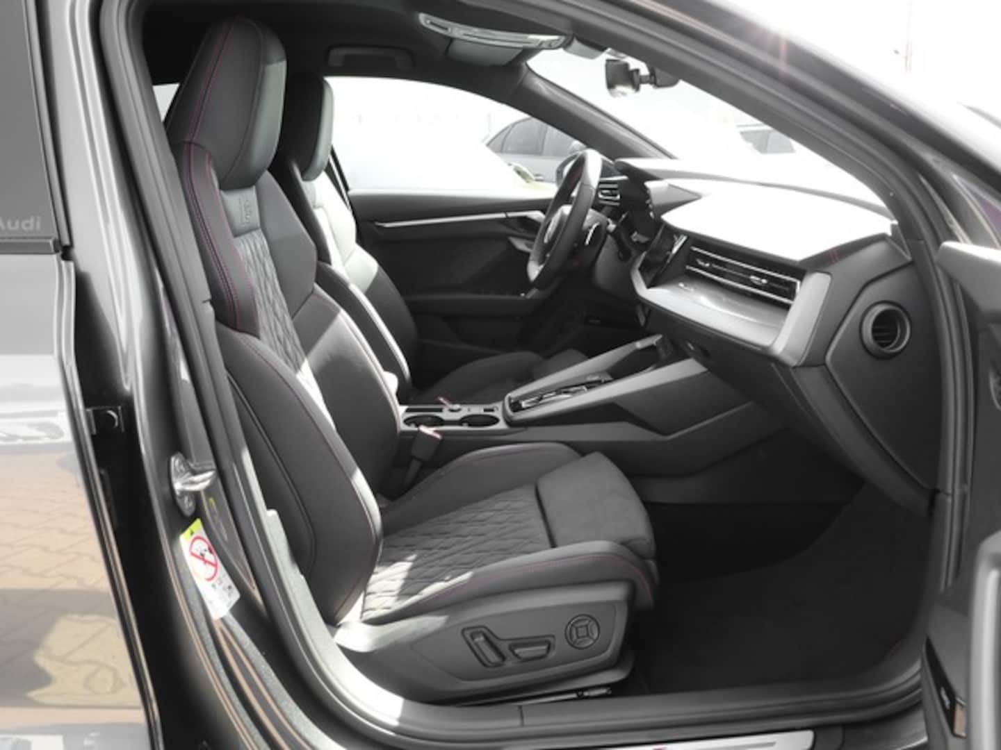 Bild über Audi A3 Sportback TFSI e TFSI e 200 kW S tronic - für weitere Informationen kontaktieren Sie den Audi Partner