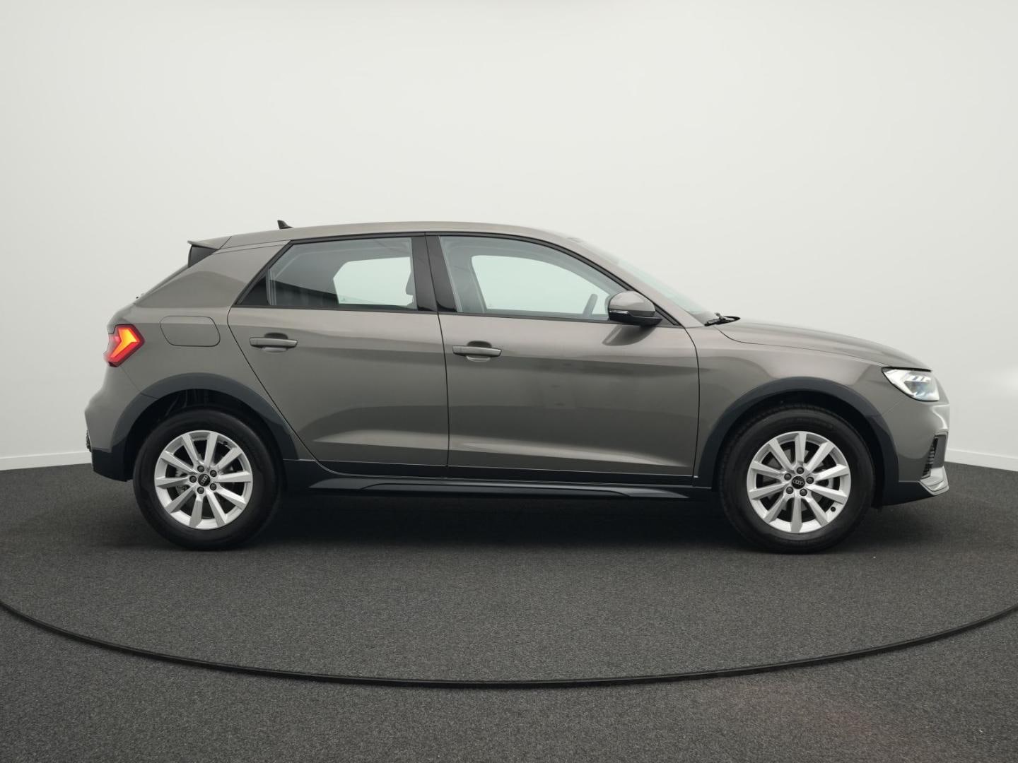 Bild über Audi A1 allstreet 30 TFSI S tronic - für weitere Informationen kontaktieren Sie den Audi Partner