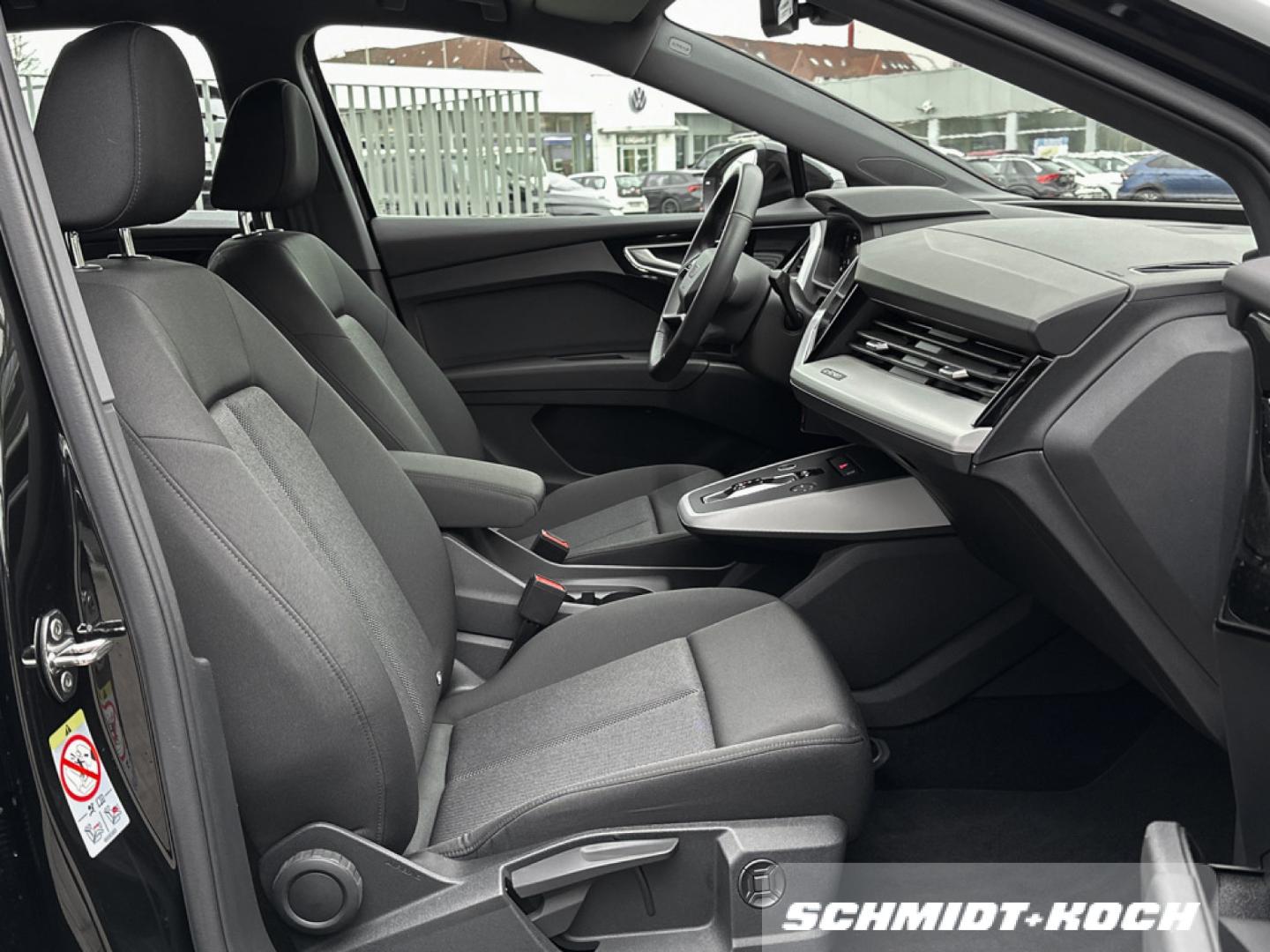Image about Audi Q4 e-tron 35 e-tron