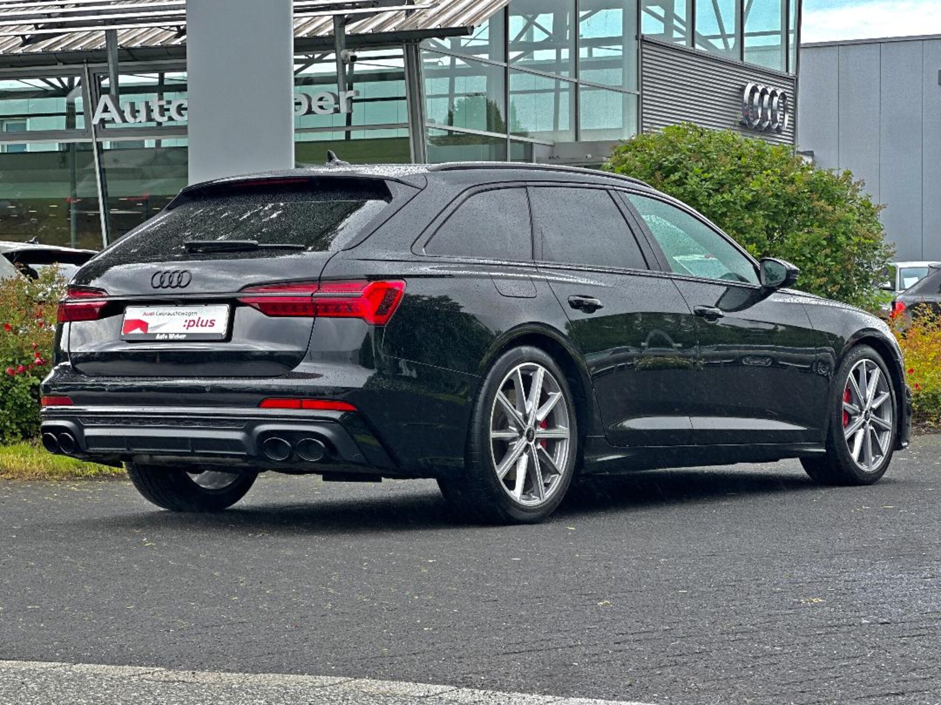 Audi S6 Avant