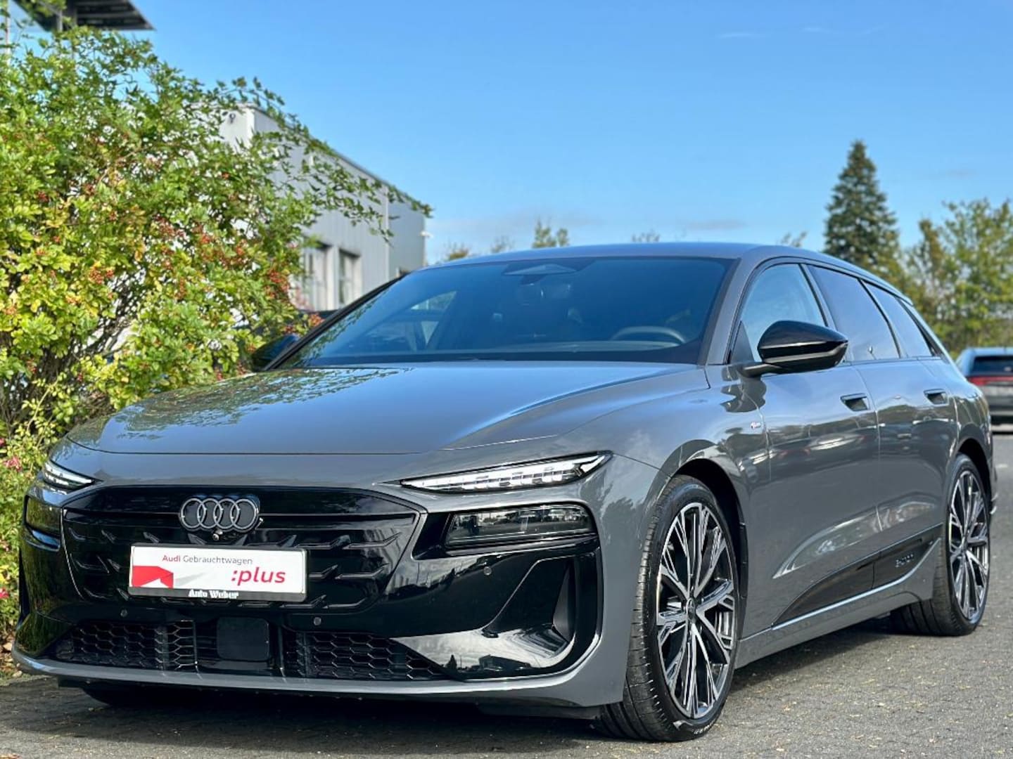 Bild über Audi A6 Avant e-tron S line business e-tron performance 270 kW - für weitere Informationen kontaktieren Sie den Audi Partner