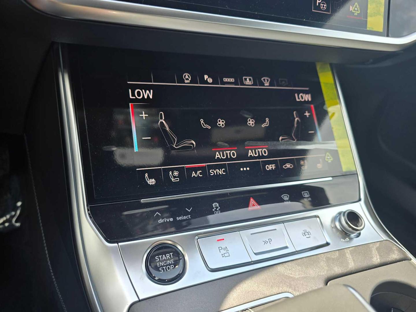 2025 Audi A6 Prestige - Photo 32