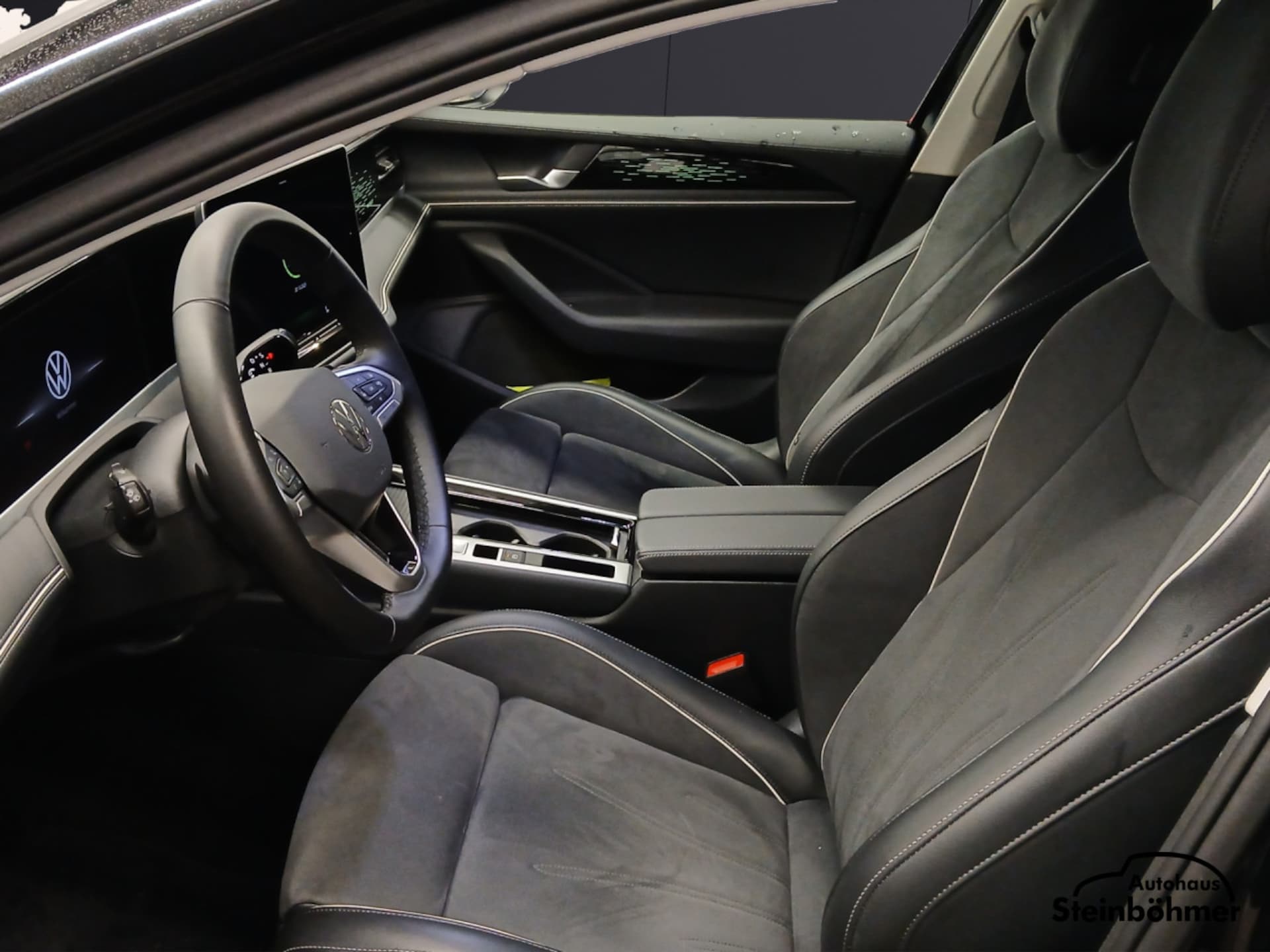 Volkswagen Passat Elegance