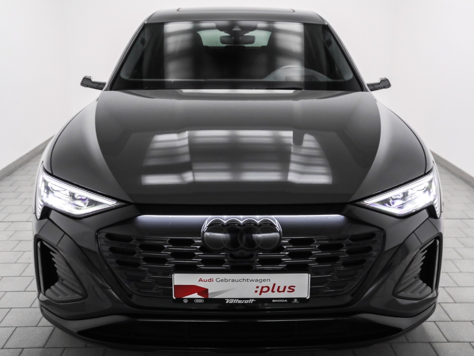 Audi Q8 Sportback e-tron S line