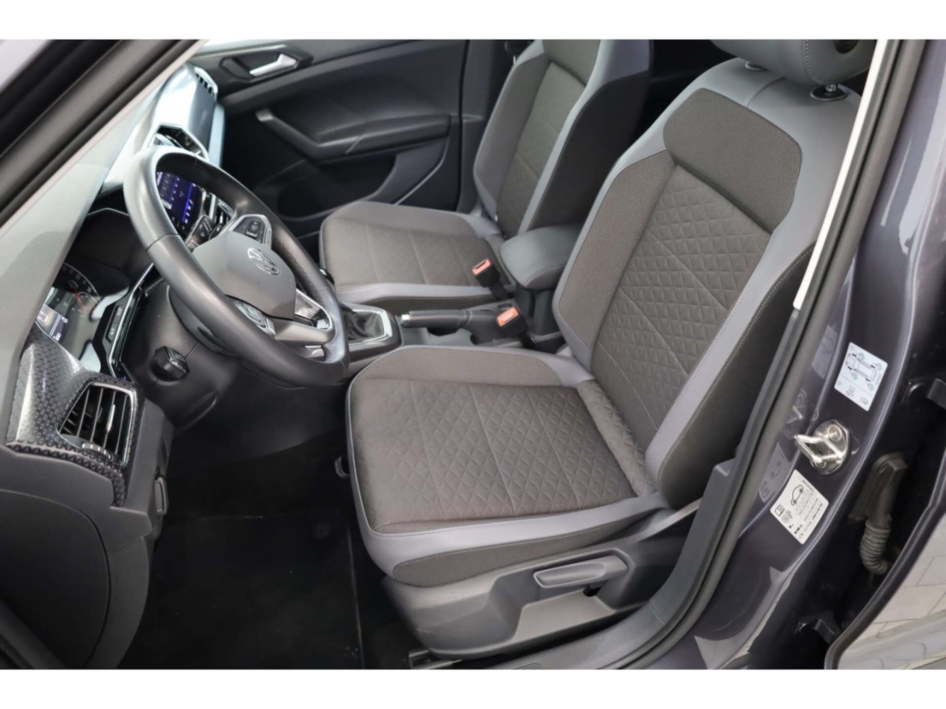 Volkswagen T-Cross Style