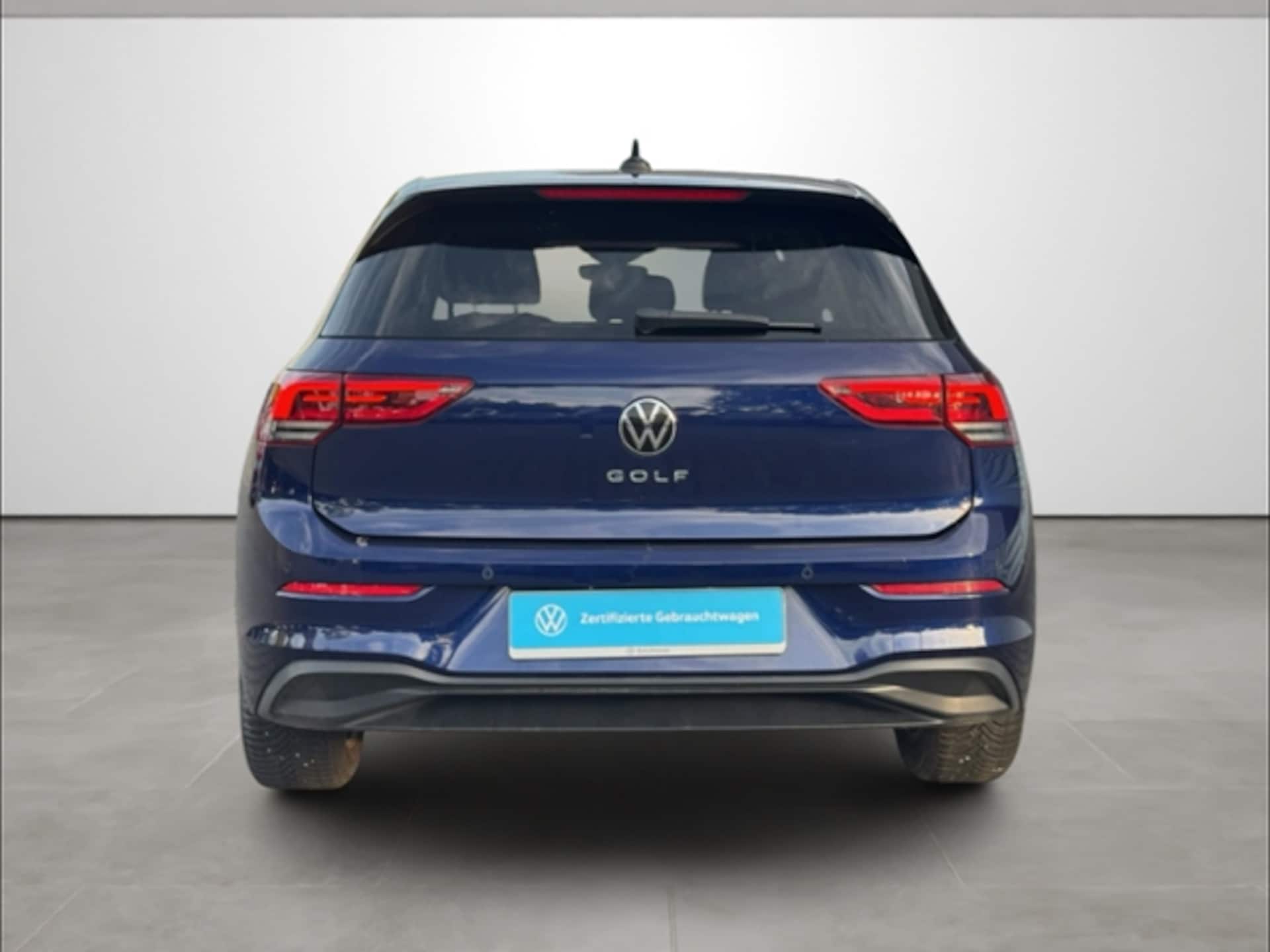 Volkswagen Golf Life