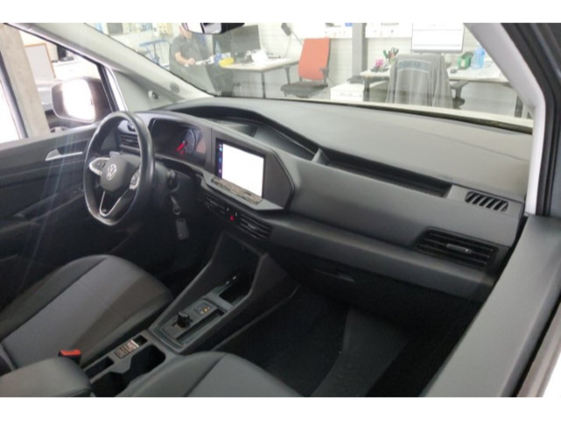 Volkswagen Caddy Basis-Modell