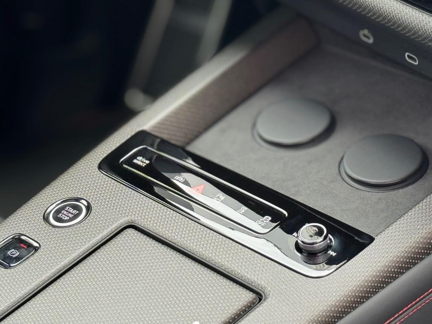 Bild über Audi Q7 SUV TDI quattro 220 kW tiptronic - für weitere Informationen kontaktieren Sie den Audi Partner