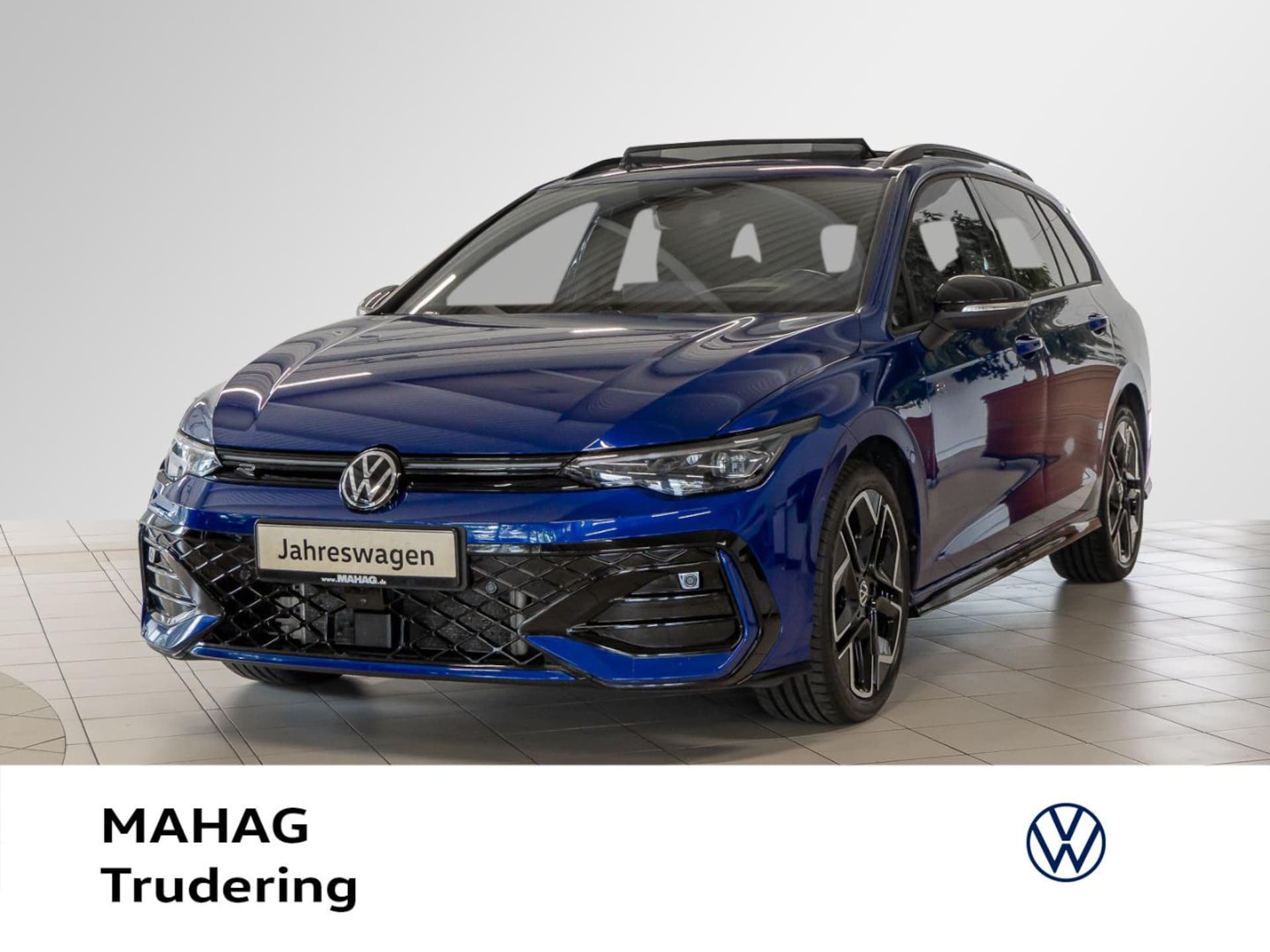 Volkswagen Golf Variant — Volkswagen Golf Variant Golf VIII Variant 2.0 TSI R-Line BlackStyle 4MOT AHK IQ.Light Pano Navi HuD ParkAssist