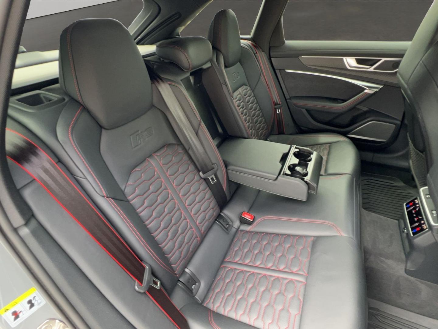 Image about Audi RS 6 Avant performance TFSI quattro tiptronic