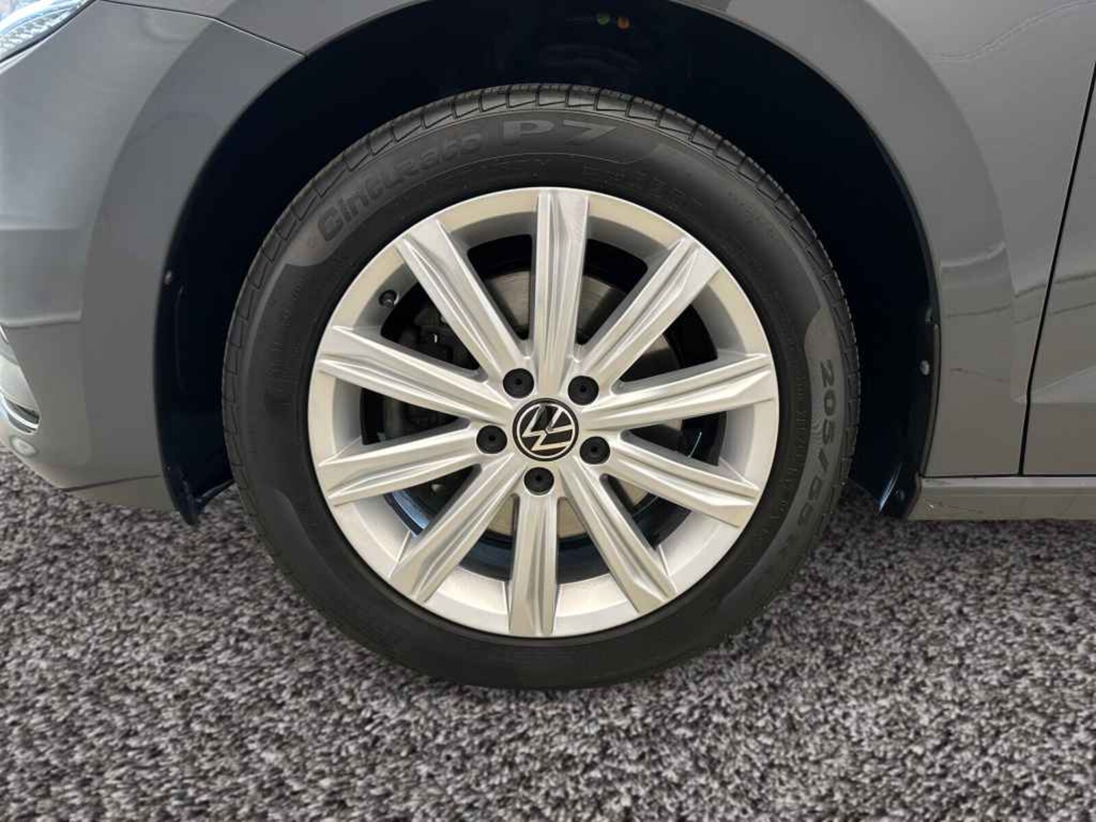 Volkswagen Touran – Bild 4