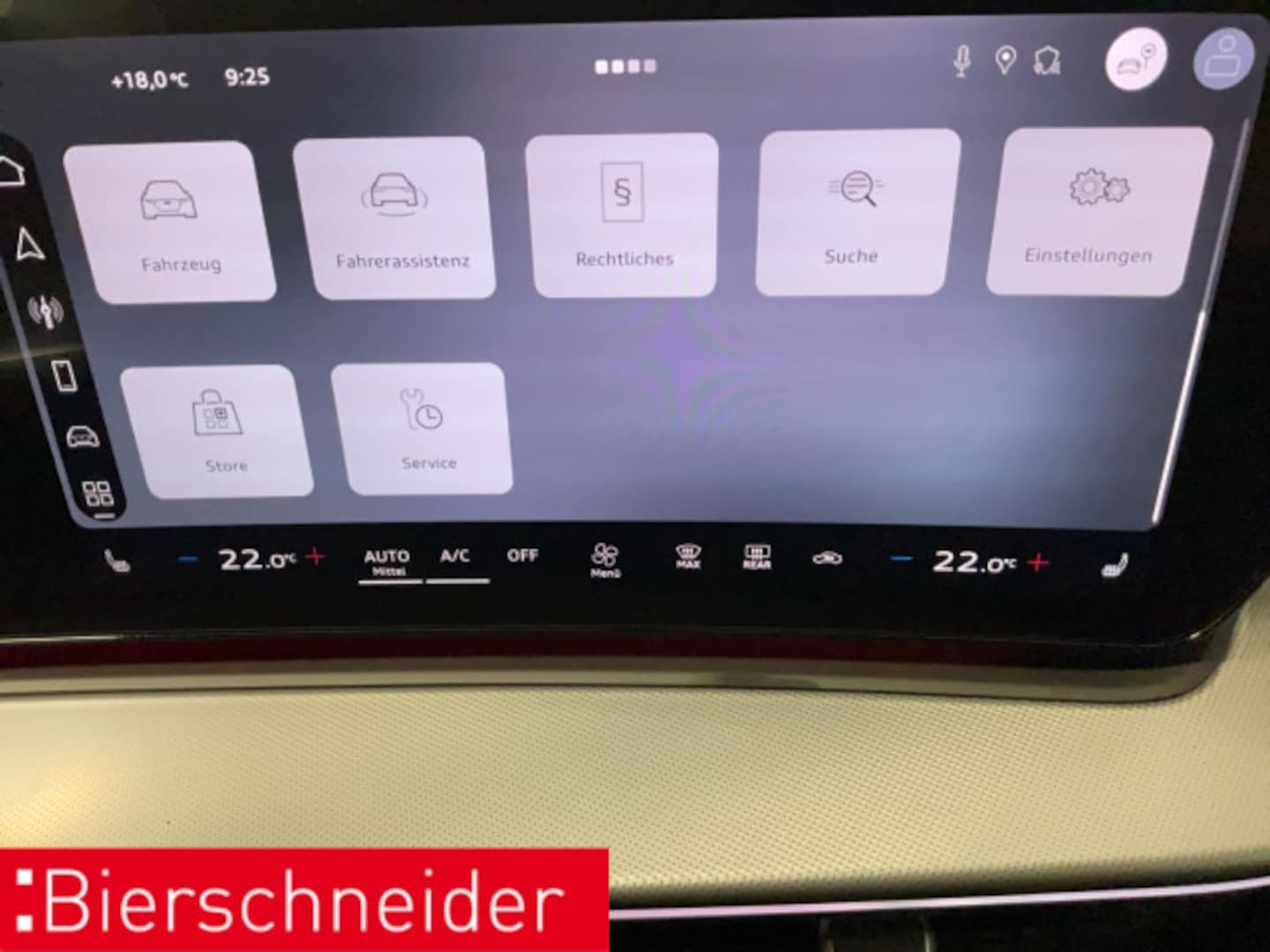 Bild über Audi Q3 SUV TFSI quattro 195 kW S tronic - für weitere Informationen kontaktieren Sie den Audi Partner