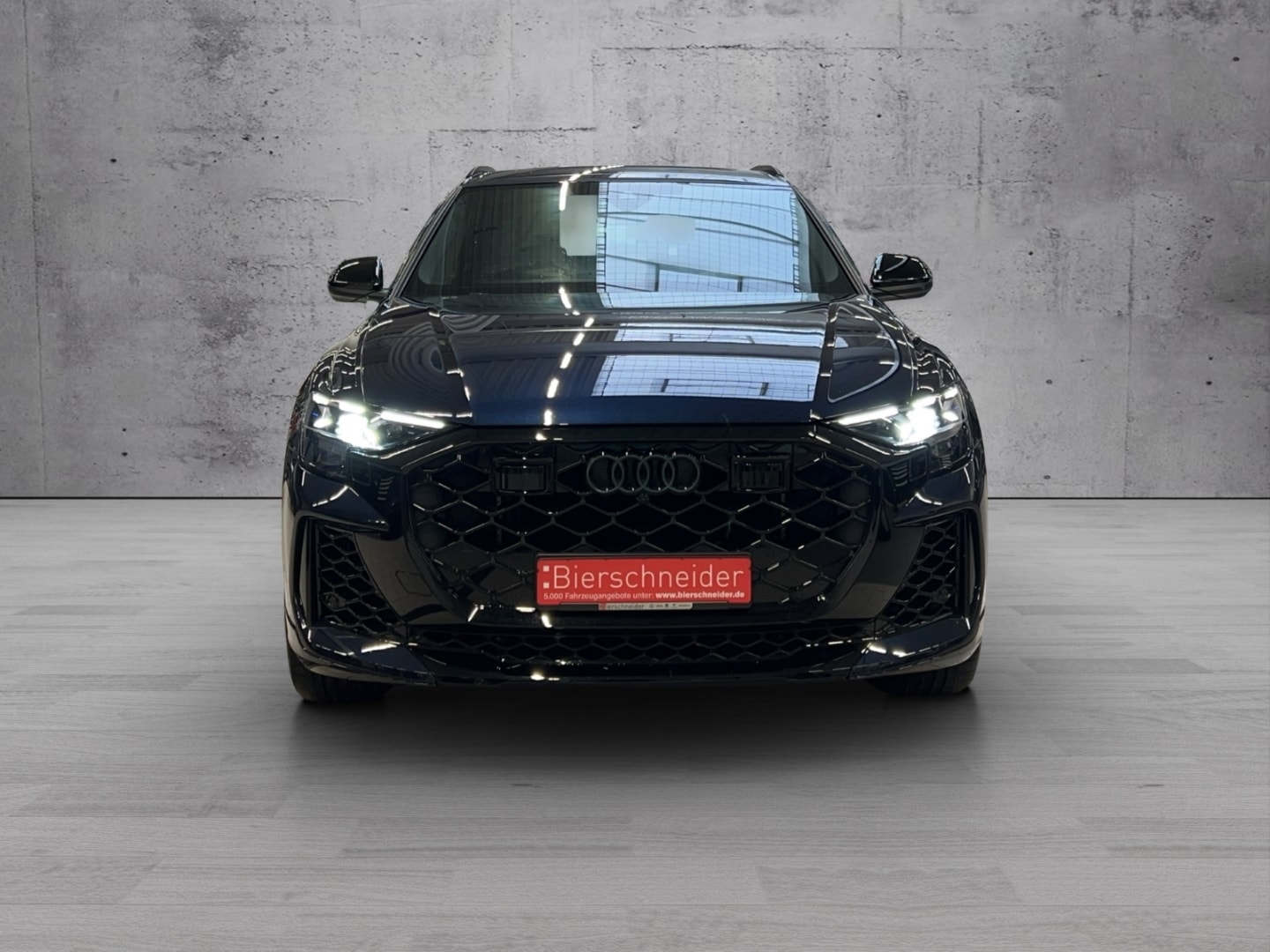 Bild über Audi RS Q8 SUV TFSI quattro 471 kW tiptronic - für weitere Informationen kontaktieren Sie den Audi Partner