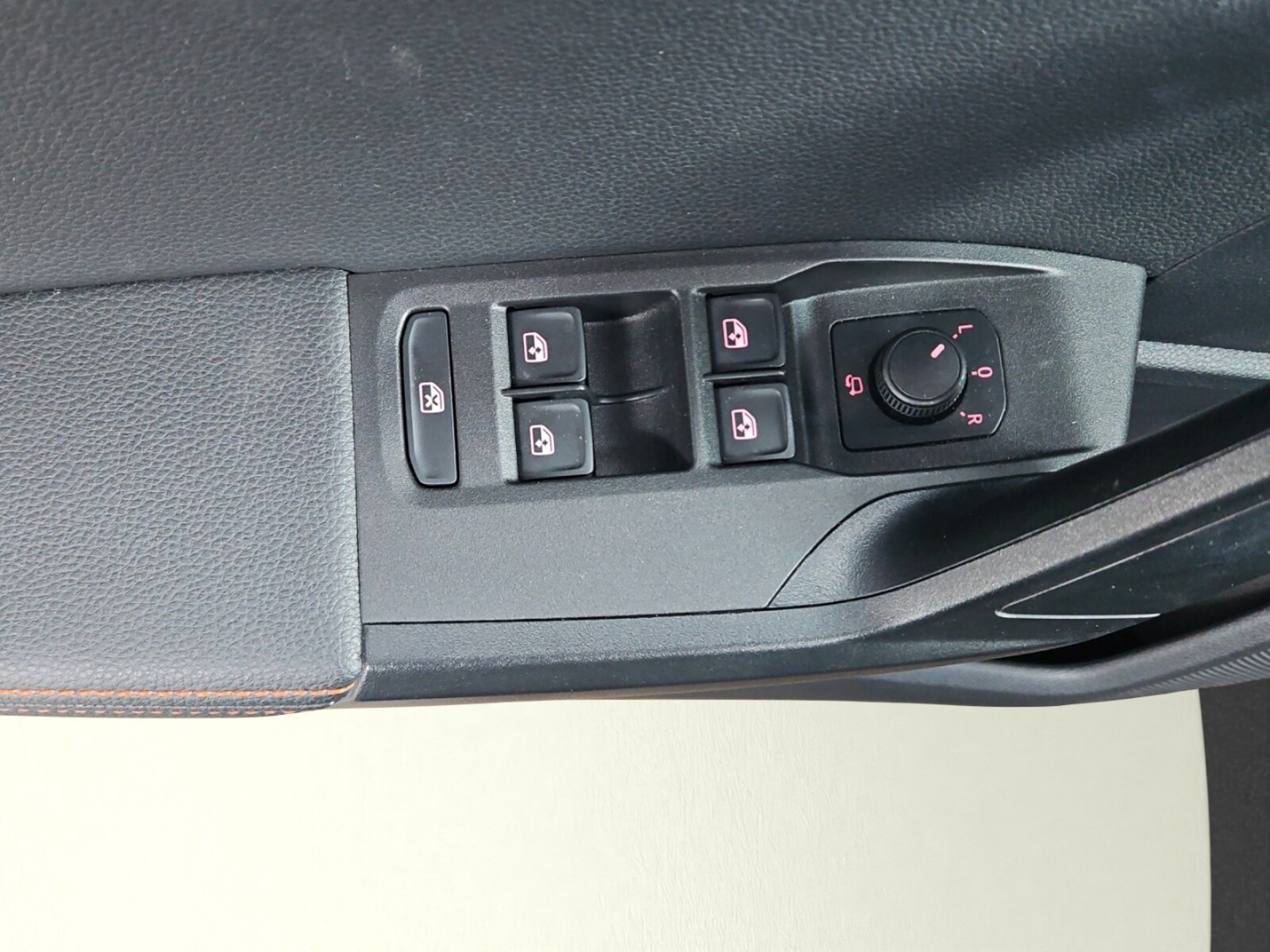 SEAT Arona – Bild 15