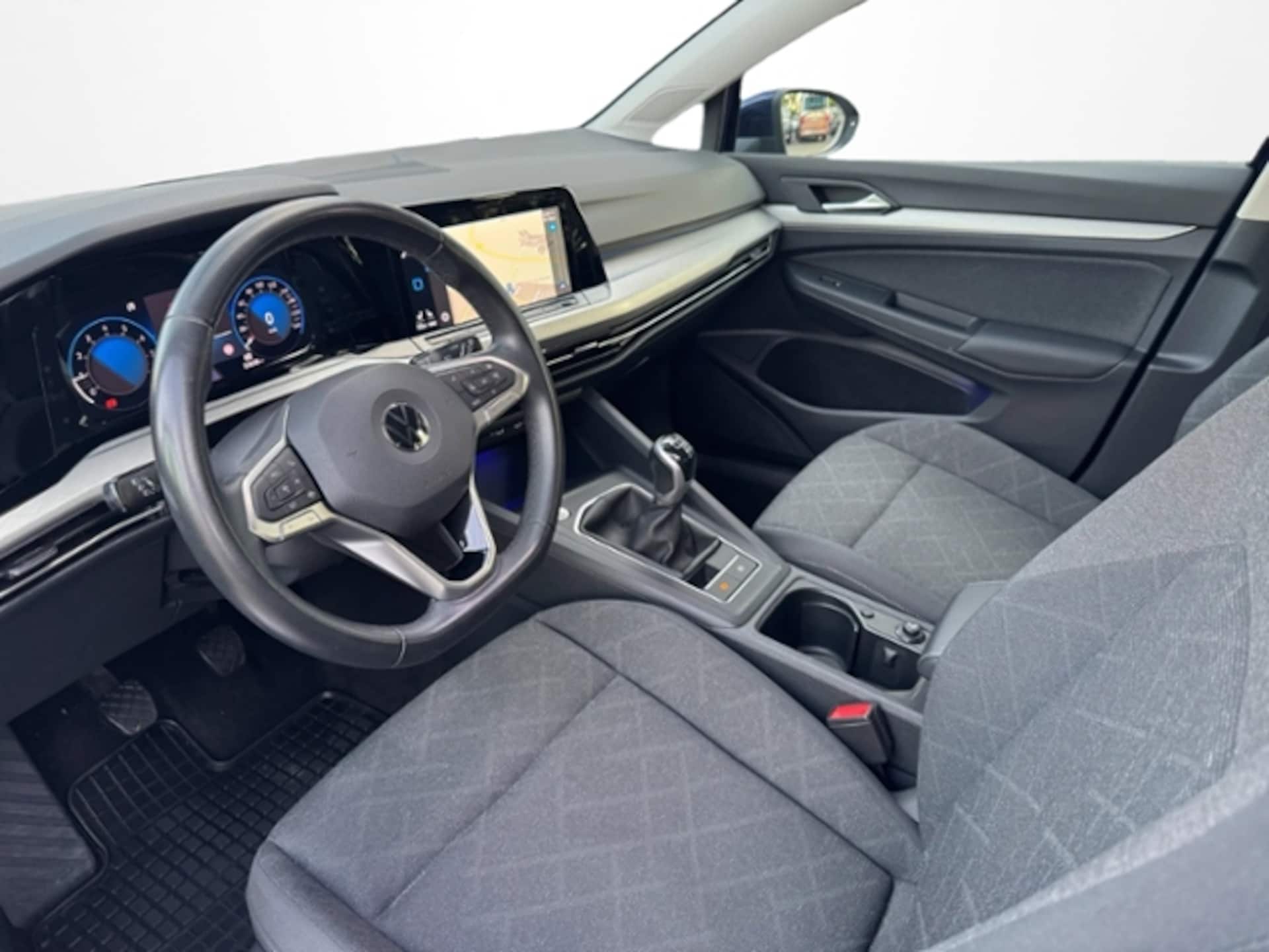 Volkswagen Golf Life