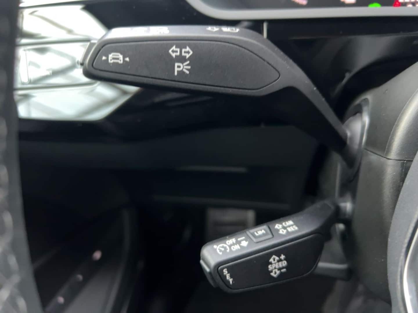 Bild über Audi Q8 e-tron advanced 55 e-tron quattro - für weitere Informationen kontaktieren Sie den Audi Partner