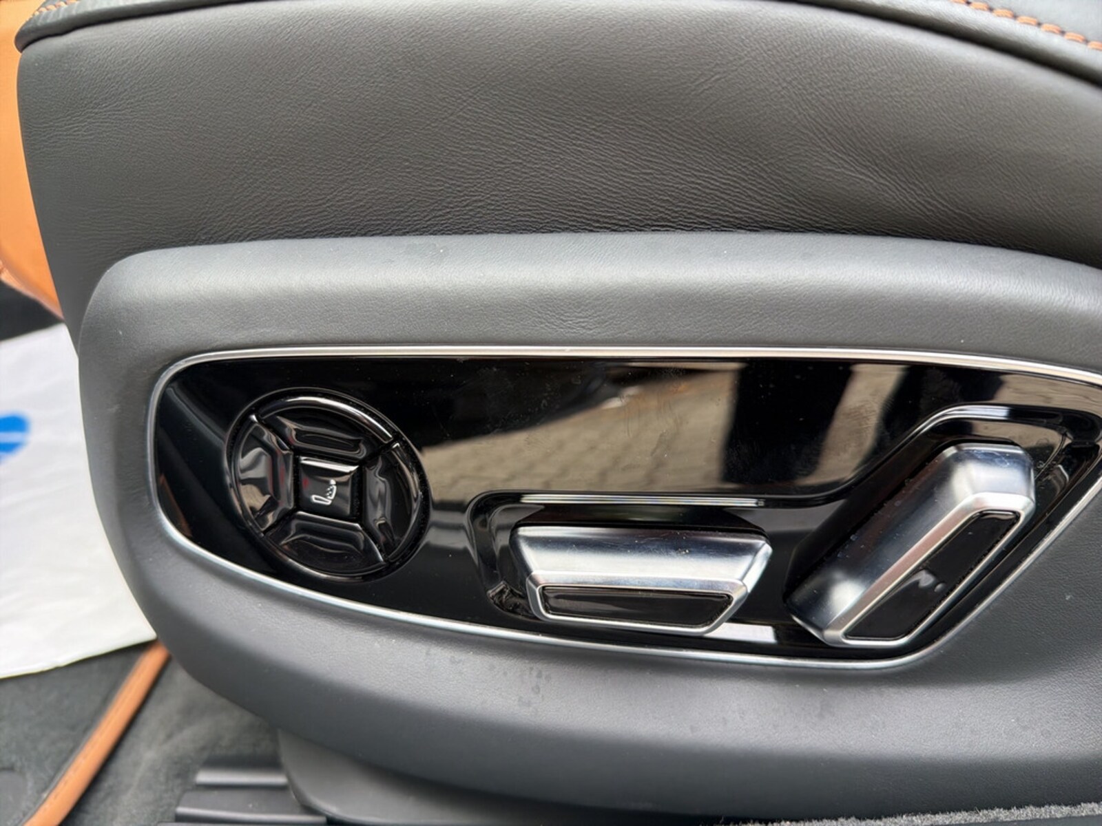Audi A8 – Bild 19